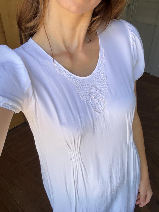 Vintage Cottage core short sleeve Nightgown by, White eggshell Cottage core nightie , Feminine summer night wear, Size S