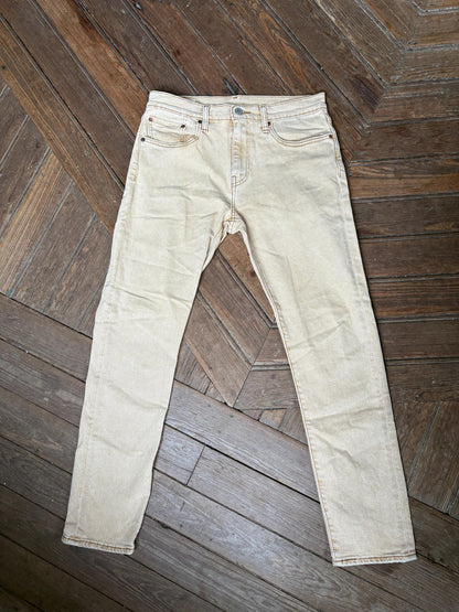 Vintage Levi's 512 Beige Tapered Jeans — detail