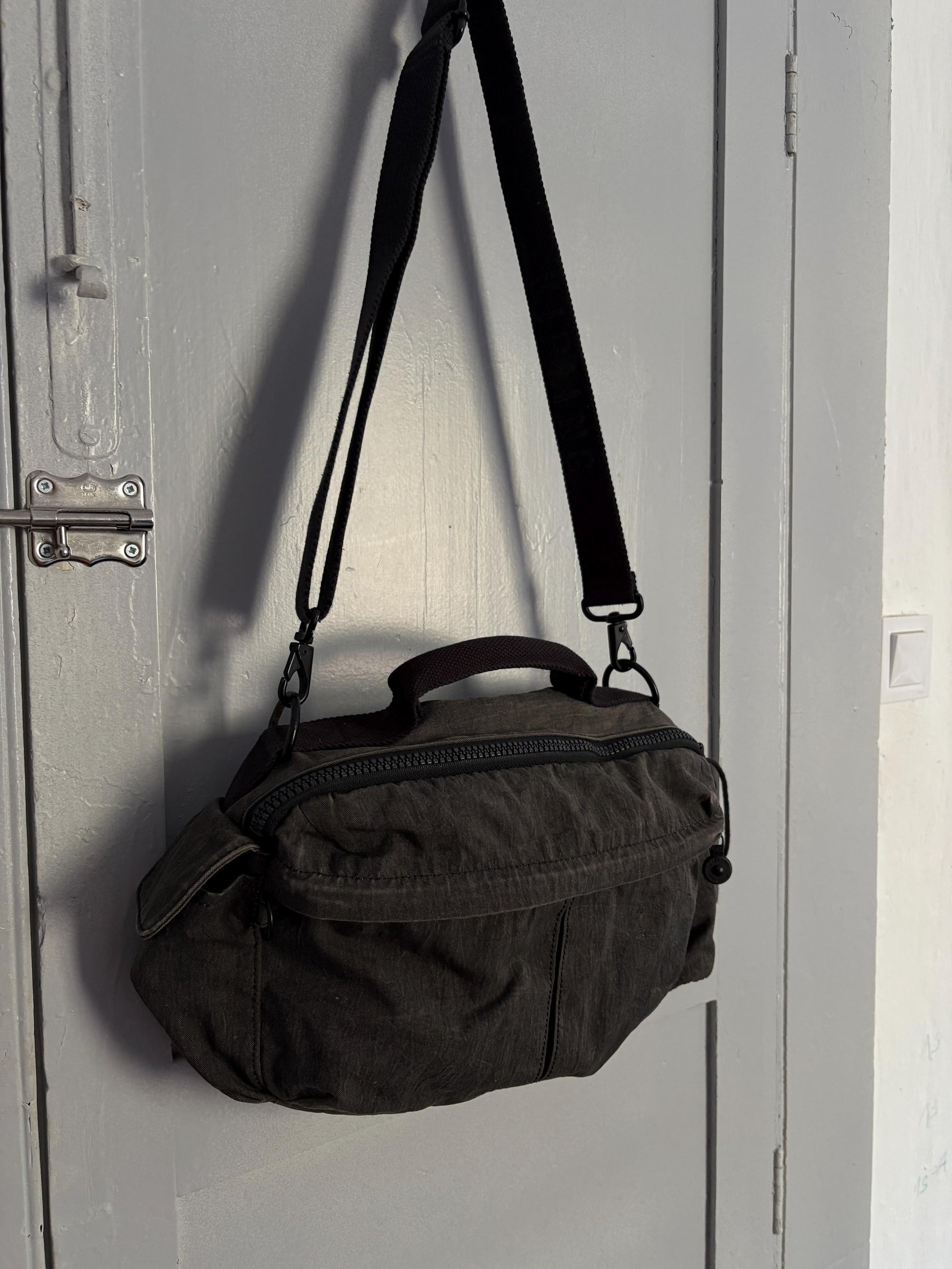 Vintage Antracite KIPLING grey shoulder bag, Crossbody purse, Small adjustable strap functional school bag