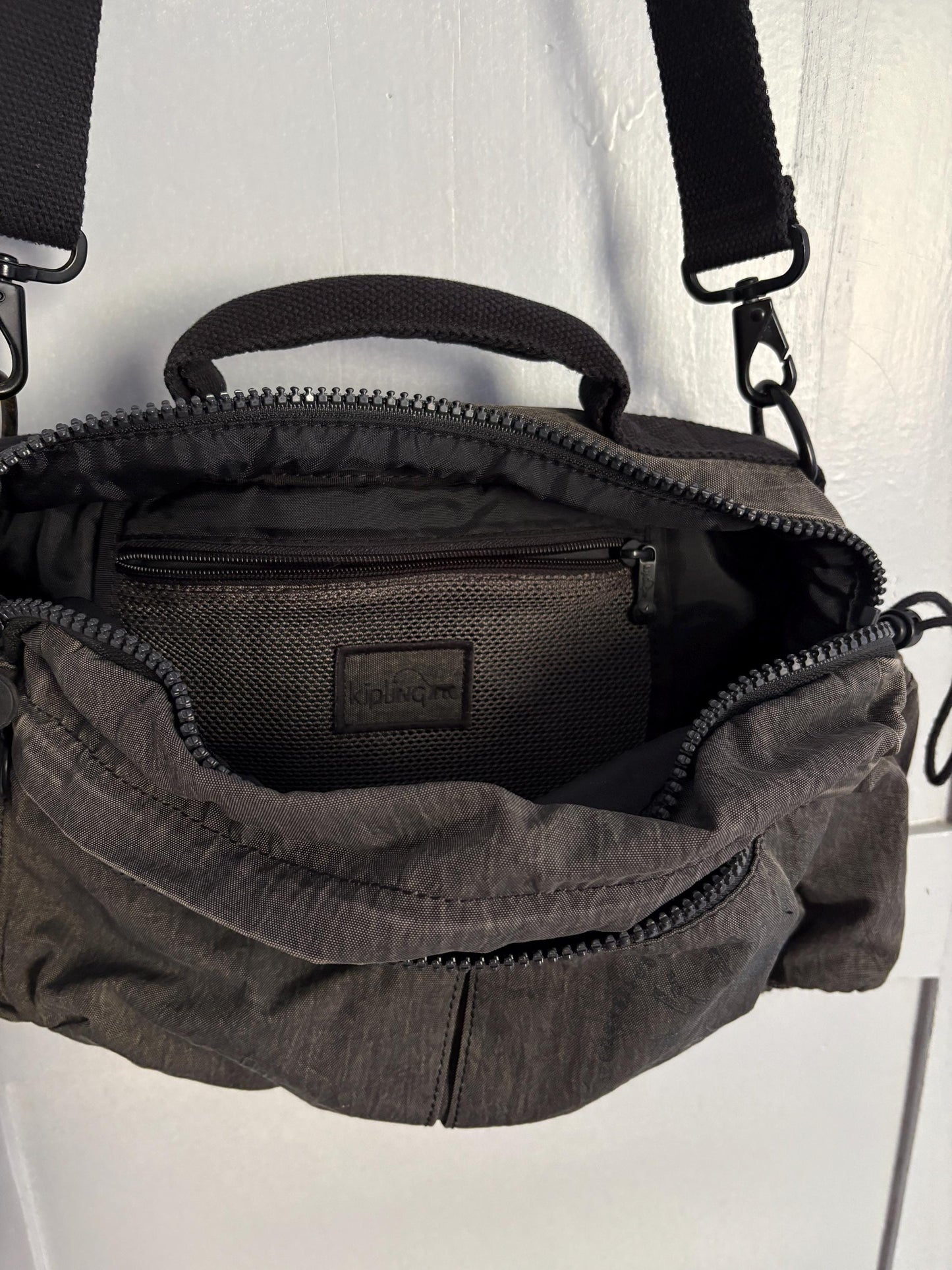 Vintage Antracite KIPLING grey shoulder bag, Crossbody purse, Small adjustable strap functional school bag