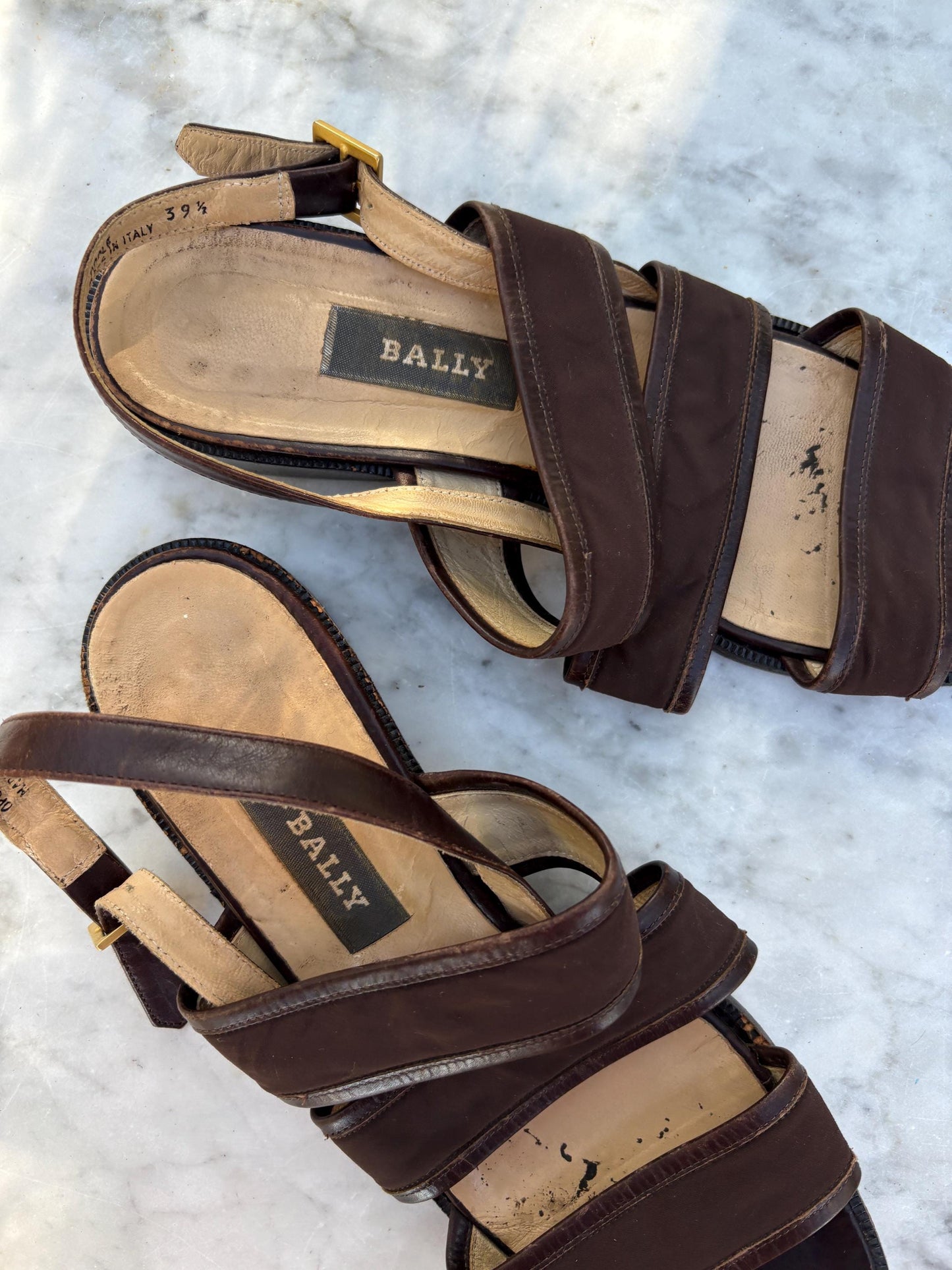 Vintage Bally summer sandals, Dark brown leather strapped flats, Rouje aesthetic red vintage flats size 39.5, Cute European summer sandals