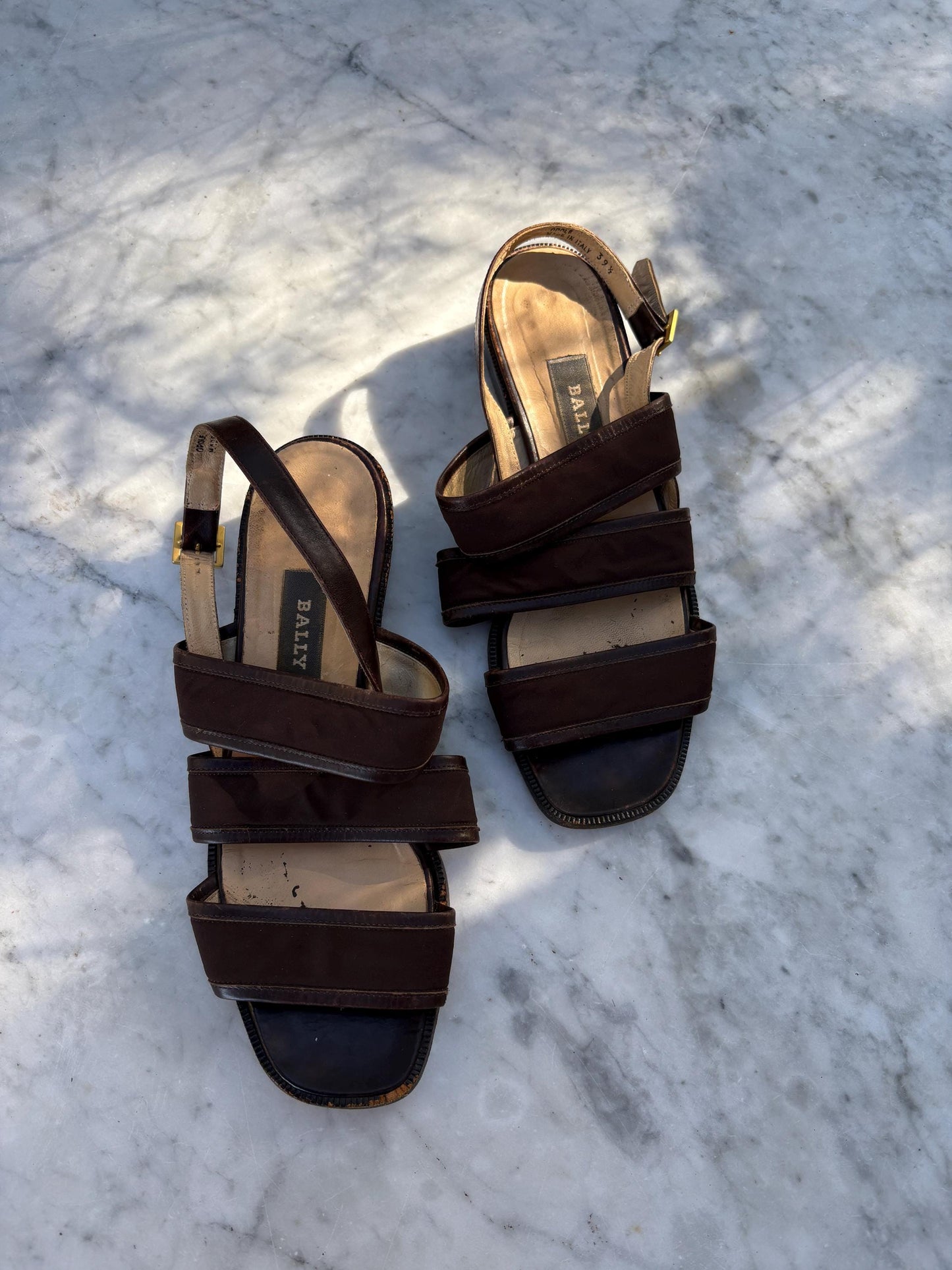 Vintage Bally summer sandals, Dark brown leather strapped flats, Rouje aesthetic red vintage flats size 39.5, Cute European summer sandals