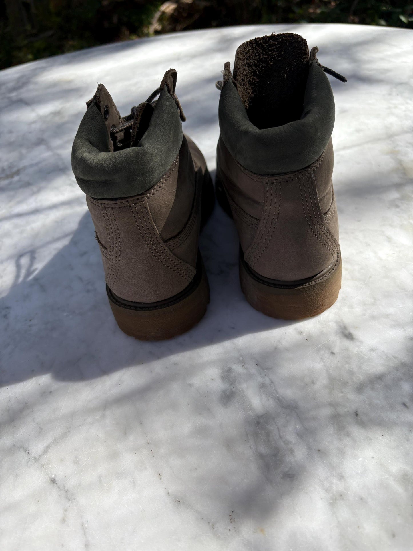 Timberland Kids Boots EU 33 Light Grey | Hardly Worn Outdoor Hiking Boots | Durable Winter Shoes | Waterproof Leather Ankle Boots