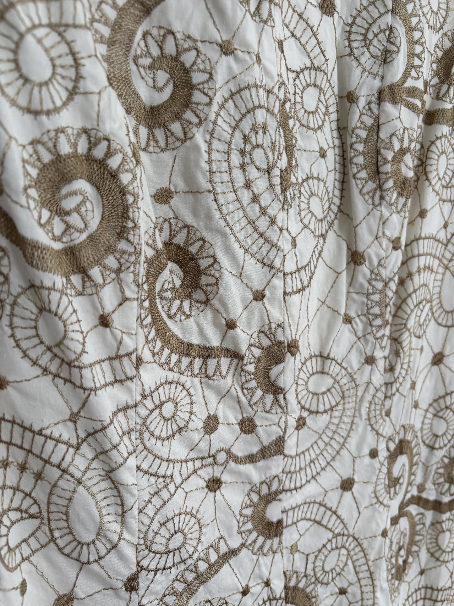 Vintage white embroidered fit and flare summer mini dress with cap sleeves and swirl floral pattern cotton elastane blend