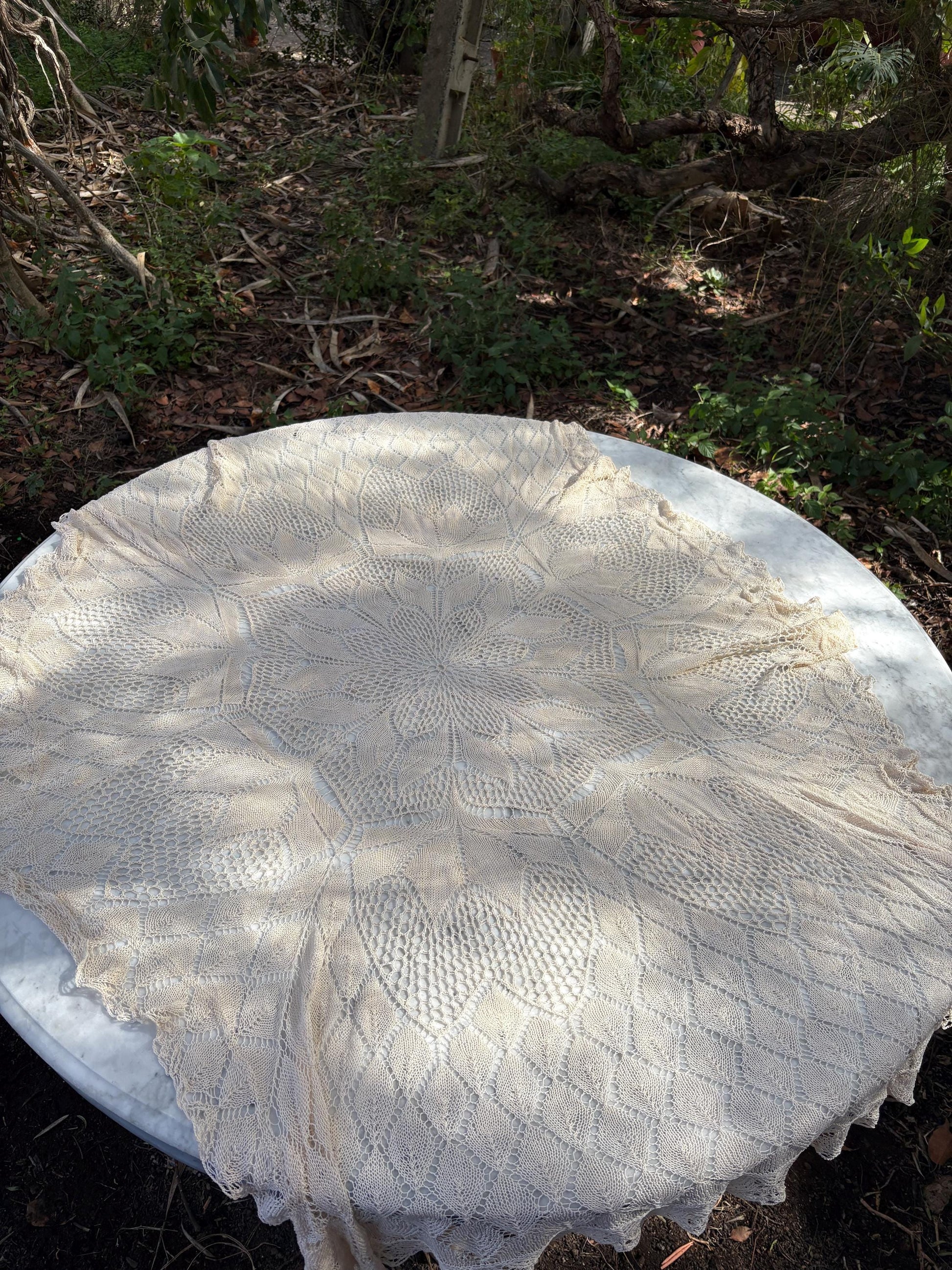 Handmade Crochet Lace Blanket, Round Lace Tablecloth, Vintage Boho Bedspread, Openwork Lace Throw, Shabby Chic Sofa Cover, Cottagecore Decor