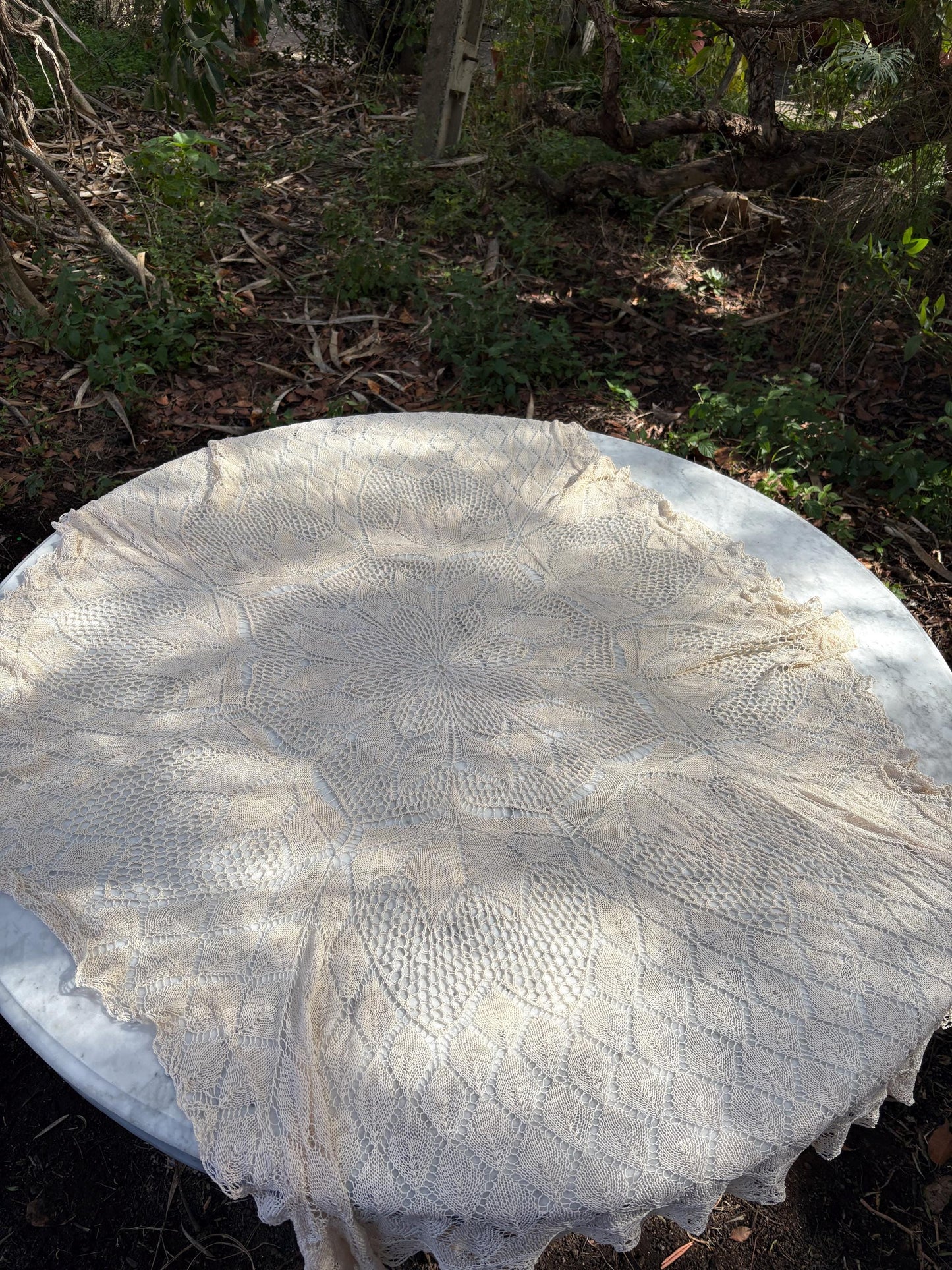 Handmade Crochet Lace Blanket, Round Lace Tablecloth, Vintage Boho Bedspread, Openwork Lace Throw, Shabby Chic Sofa Cover, Cottagecore Decor