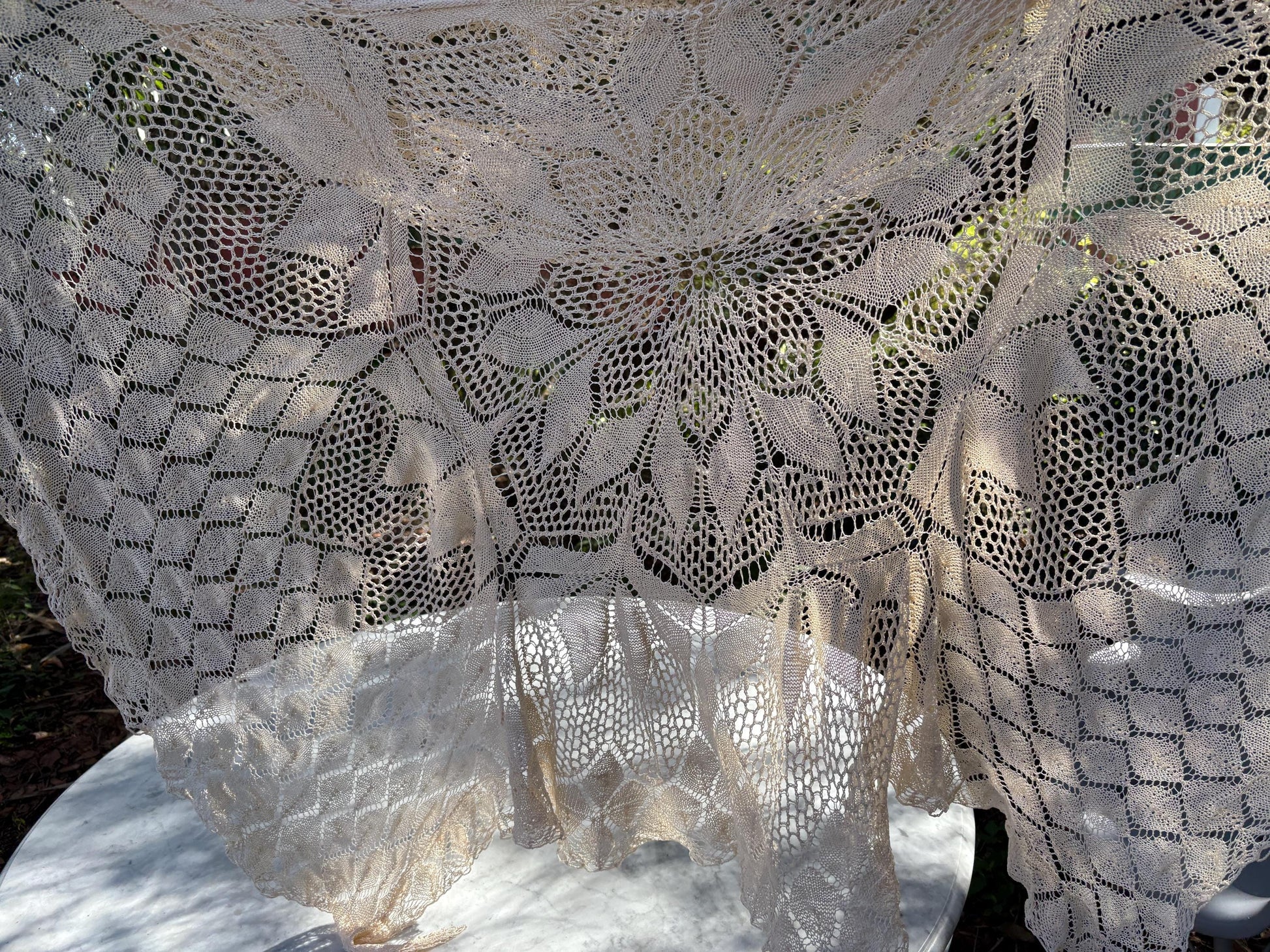 Handmade Crochet Lace Blanket, Round Lace Tablecloth, Vintage Boho Bedspread, Openwork Lace Throw, Shabby Chic Sofa Cover, Cottagecore Decor