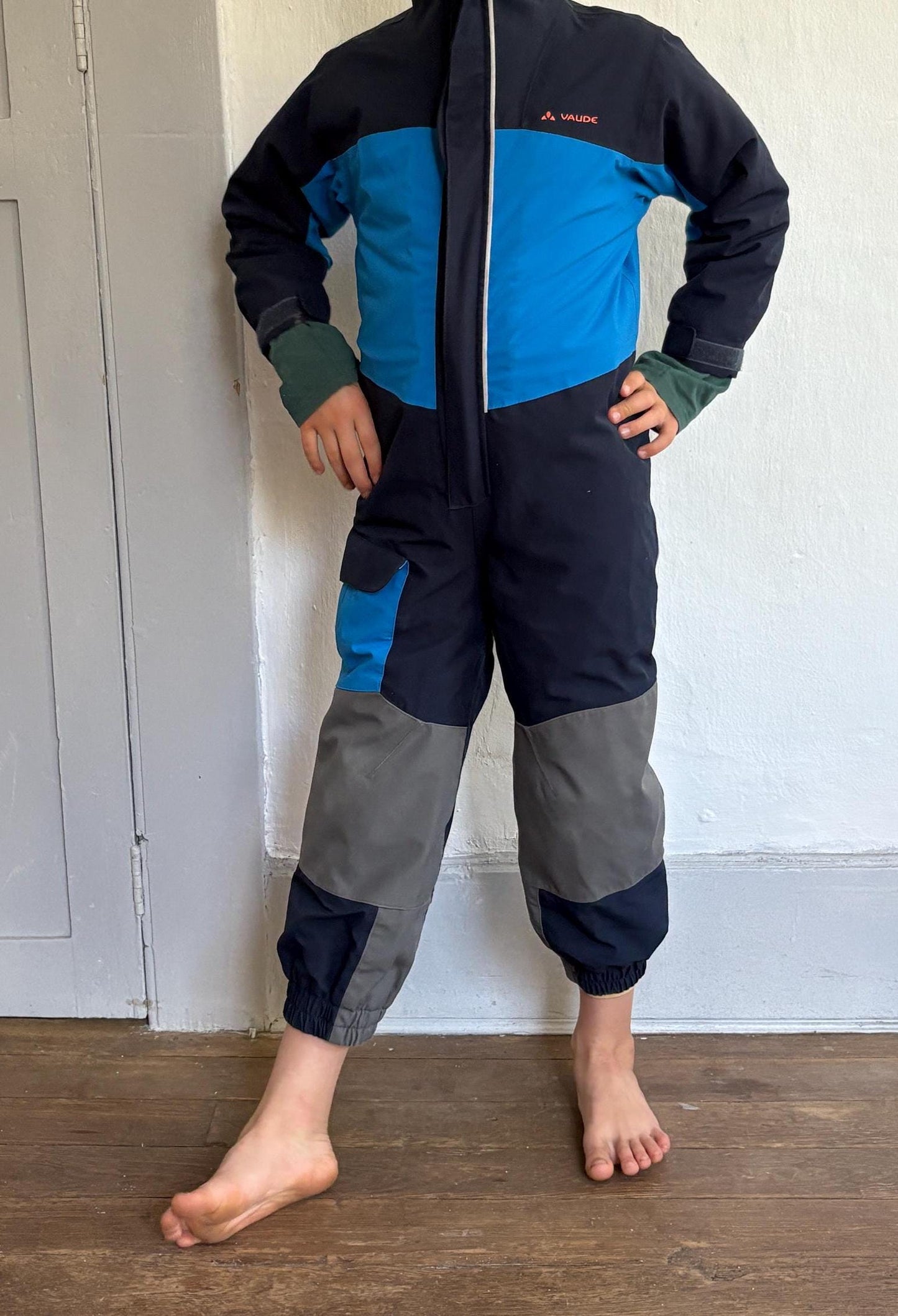 Vaude Kids Winter Snowsuit, Waterproof Eco-Friendly Ski Suit, Green Shape Outdoor Snow Overall, 110/116 EU (US 5-6), Sustainable Winter Gear