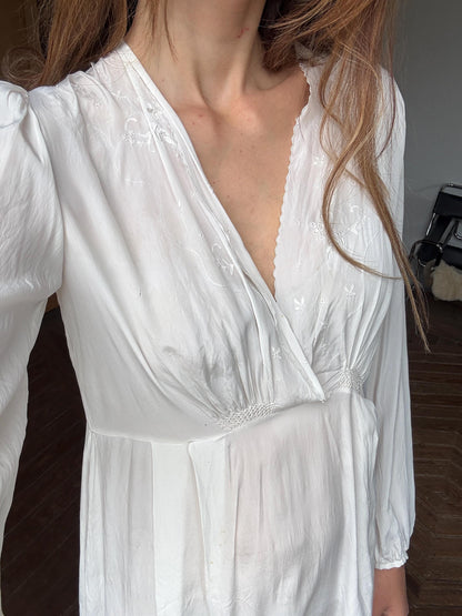 Vintage Ivory Nightgown in Cottage Core Style — back view