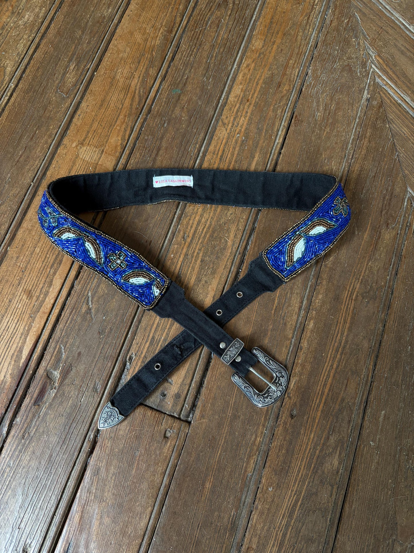 Vintage Beaded Western Belt – Lola Casa de Munt – Blue Floral Embroidery – Silver Buckle – Boho Statement Piece – Unique & Stylish