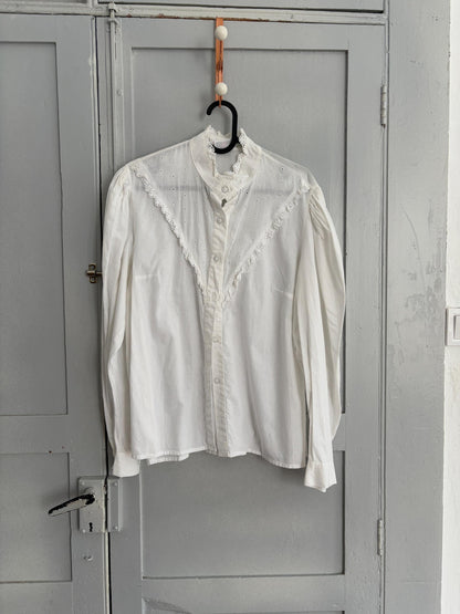Vintage White Eyelet Lace Blouse — additional view 8