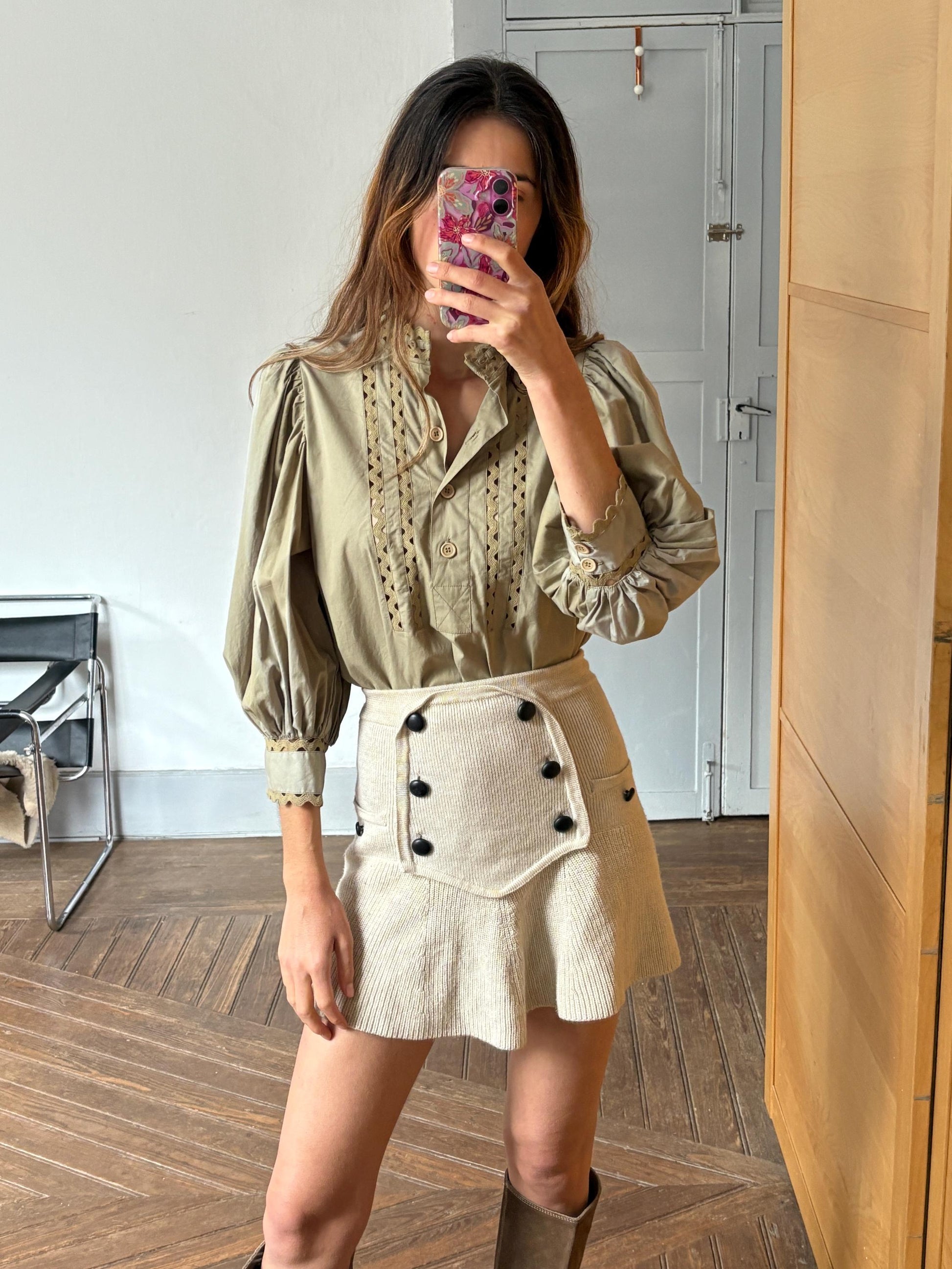 Vintage Antik Batik Statement Blouse – Romantic & Unique Design