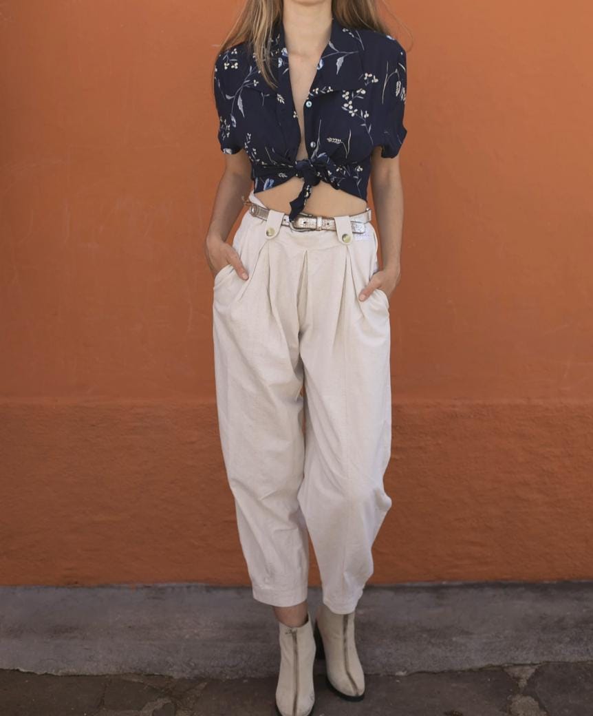 Vintage Blouse MYSTERY BUNDLE – 5 or 10 Pieces – Floral & Abstract Prints – Summer Loose Fit – 80s 90s Retro Tops – Boho Chic Bargain.