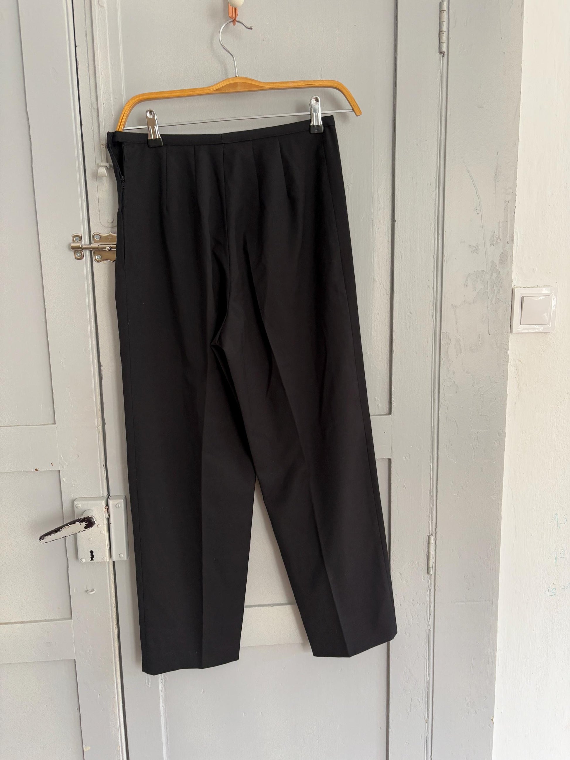Vintage Borgofiori Black Wool Pants – High-Waisted Cropped Trousers – Made in Italy – Minimalist Chic