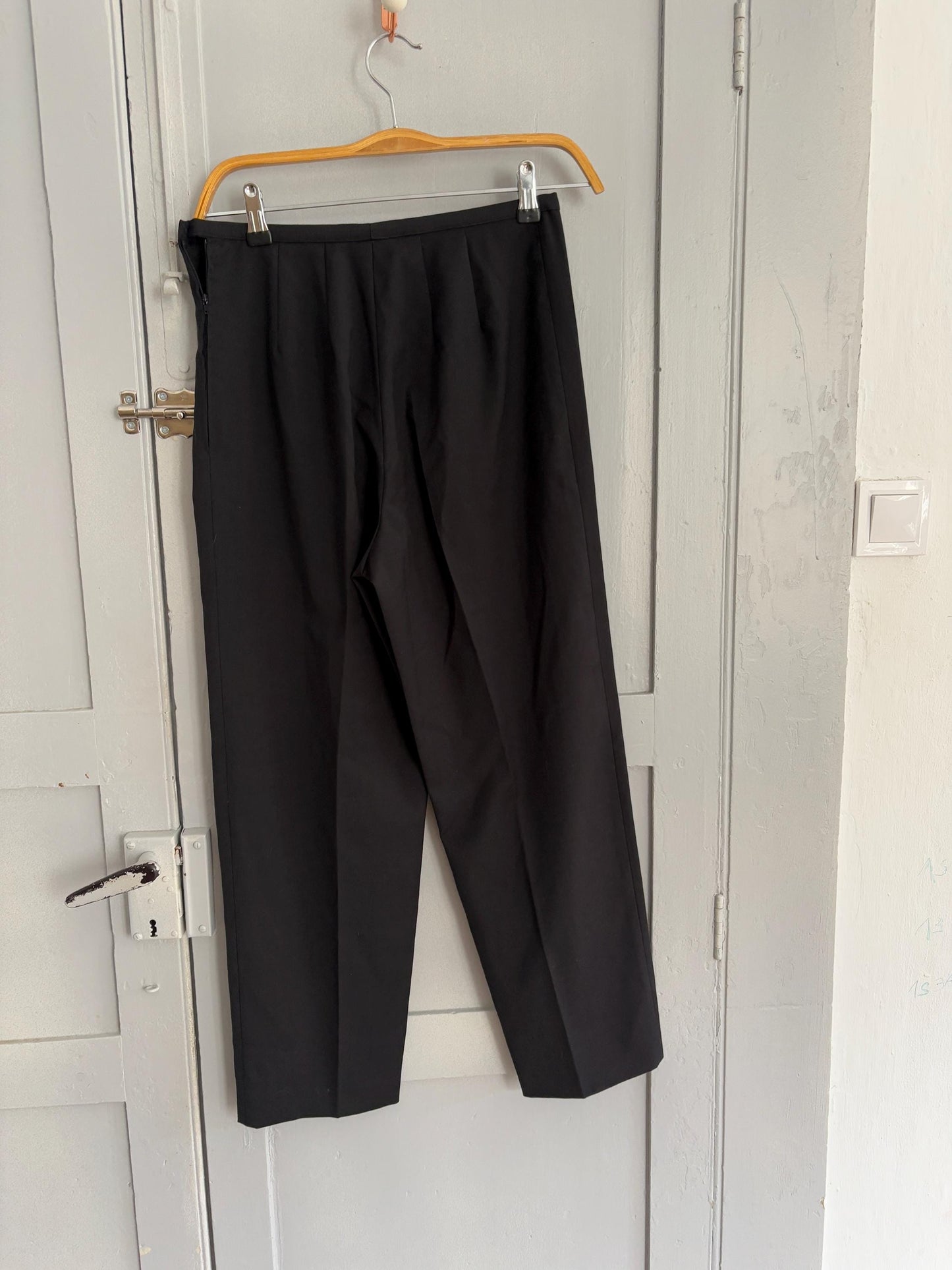 Vintage Borgofiori Black Wool Pants – High-Waisted Cropped Trousers – Made in Italy – Minimalist Chic