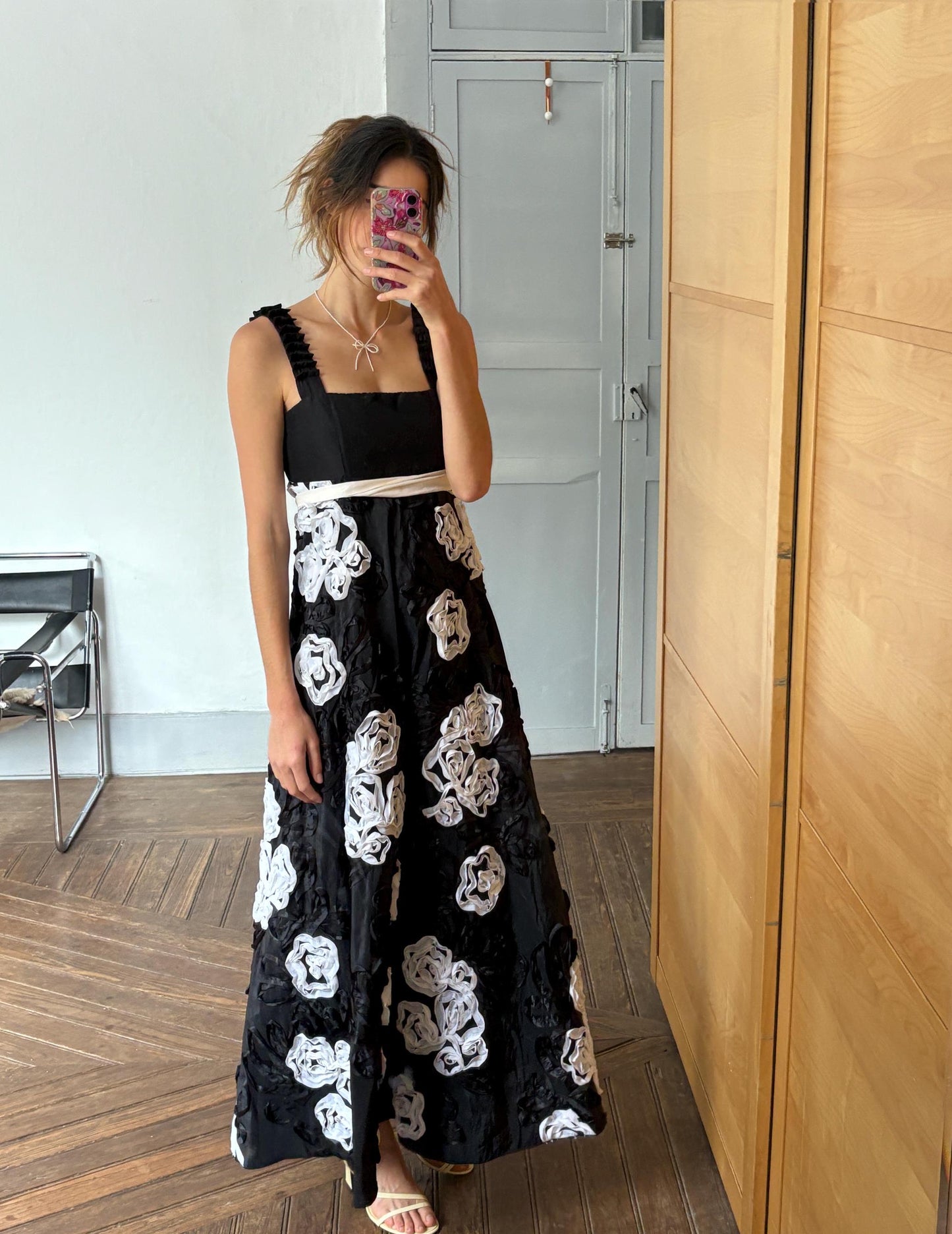 Vintage Black & White 3D Floral Evening Gown – Romantic Statement Maxi Dress with Elegant Neckline