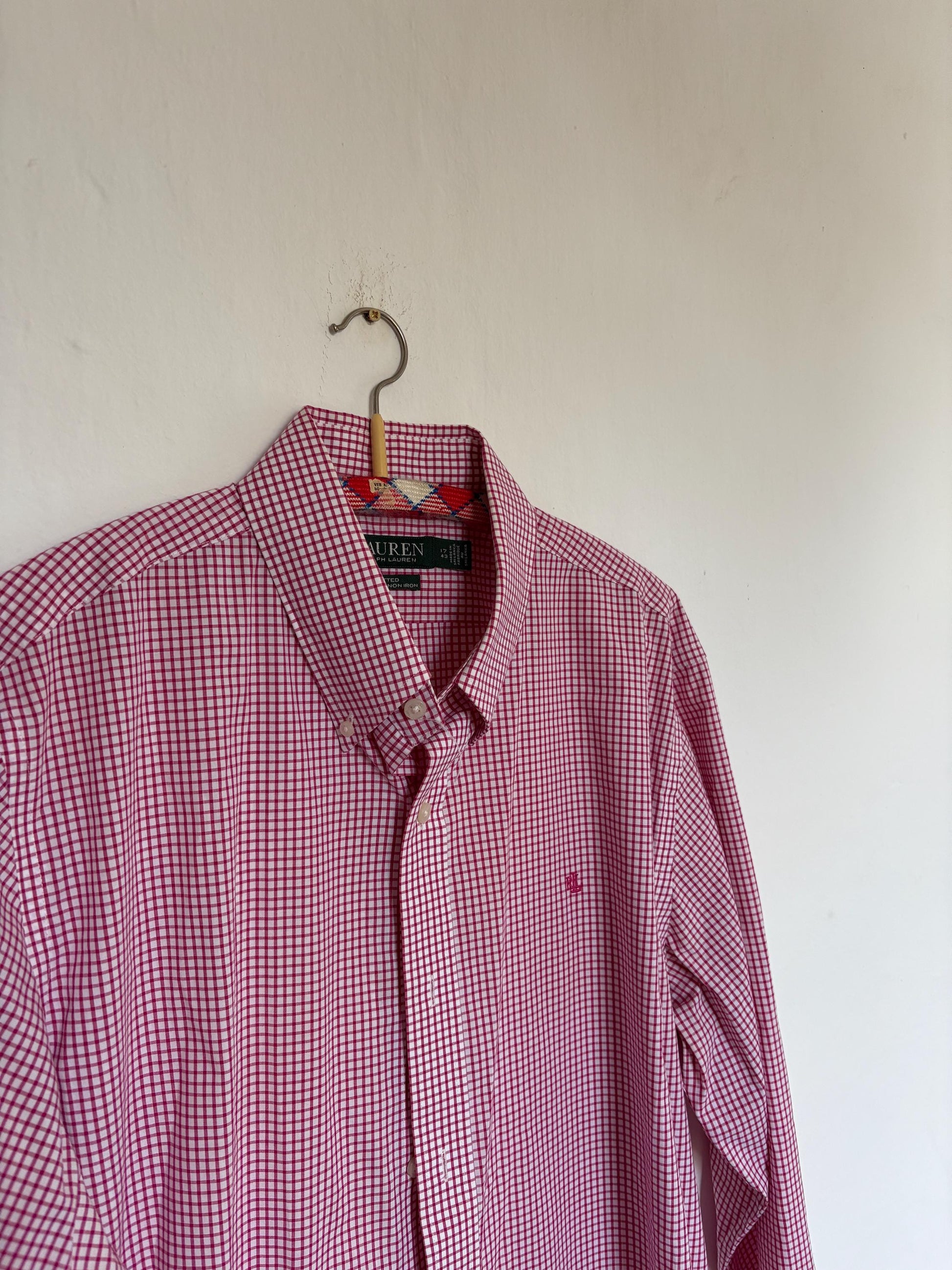 Vintage Lauren Ralph Lauren Checkered Blouse, Fitted shirt, Stretch Non Iron button down, Secondhand brand menswear, Oversized fit