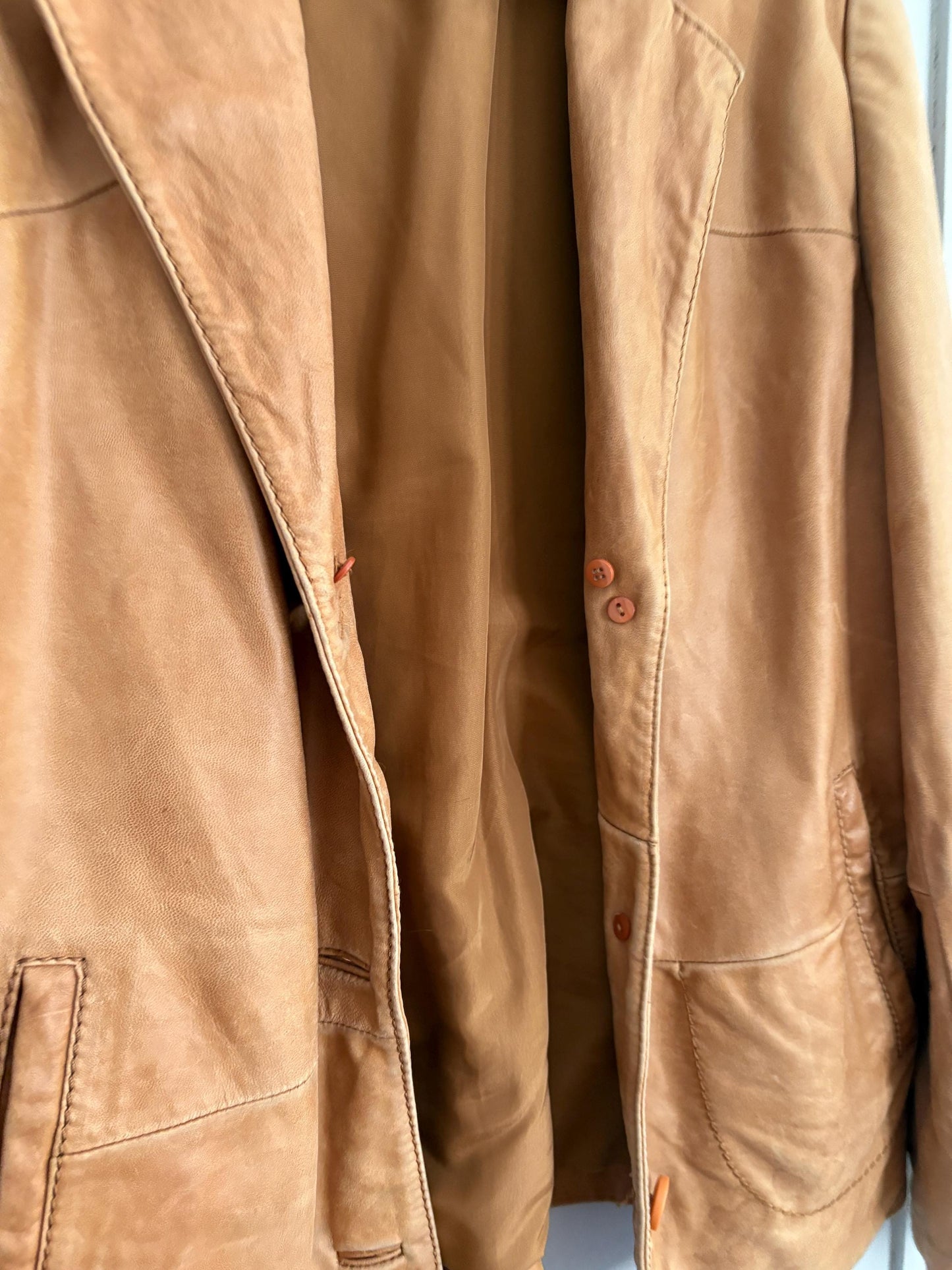 Vintage Piel de Caprino leather blazer, Tan light brown jacket, unisex casual oversized fit, classic retro 90s aesthetic,