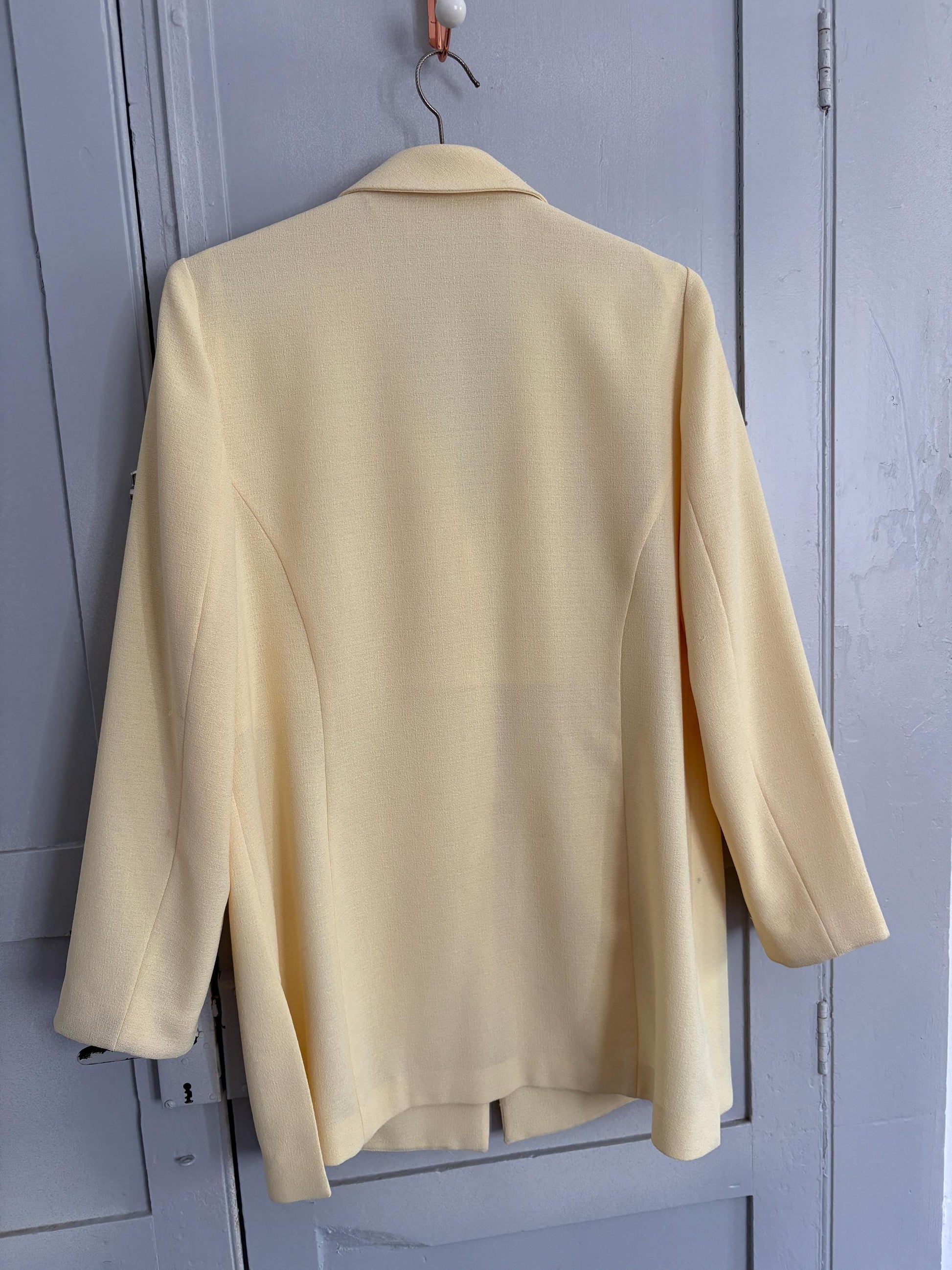 Vintage Light Pastel Yellow Blazer, Unique Button Detail, Longline Structured Jacket, 80s Power Suit Aesthetic, Size M-L