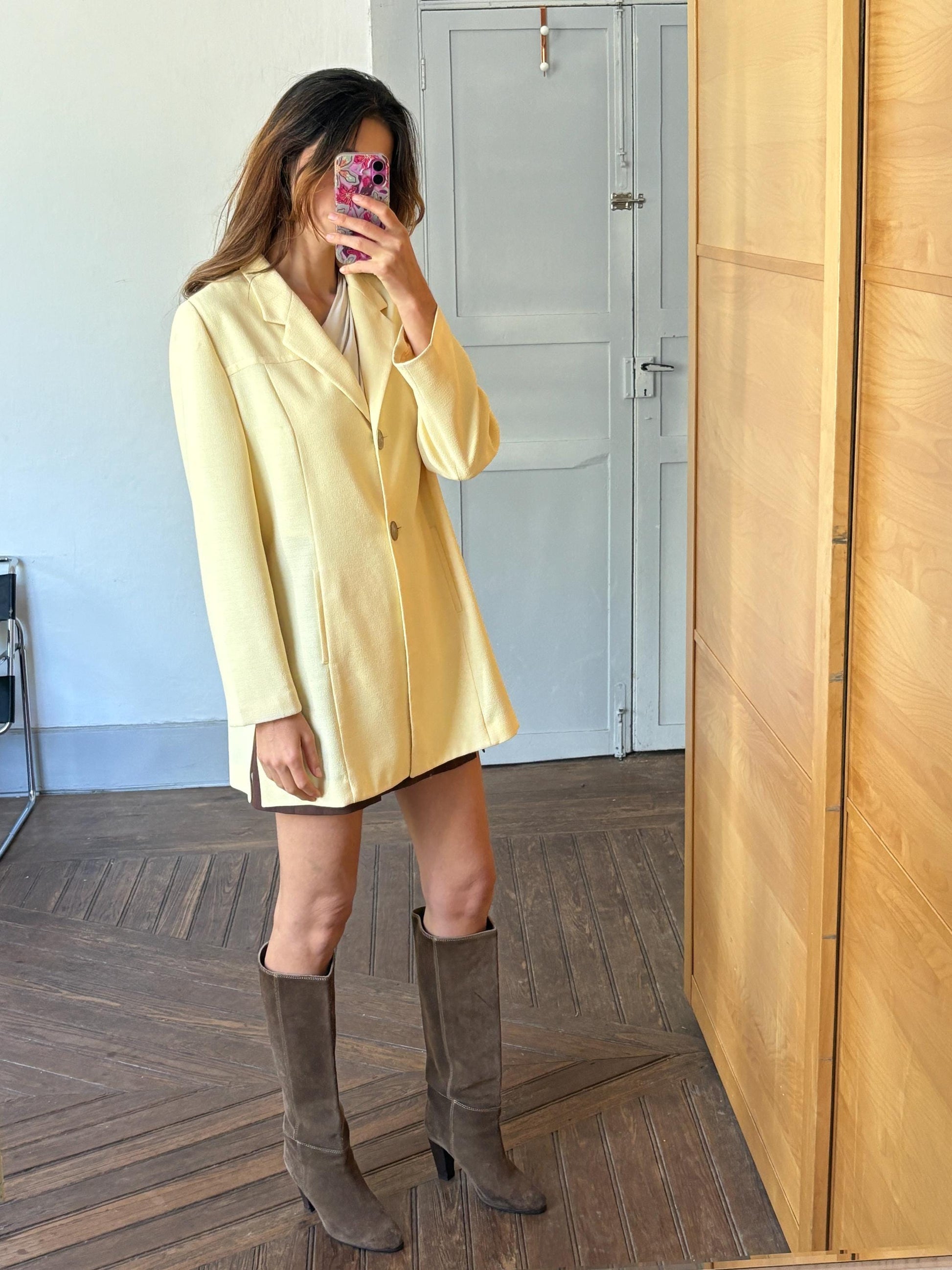 Vintage Light Pastel Yellow Blazer, Unique Button Detail, Longline Structured Jacket, 80s Power Suit Aesthetic, Size M-L