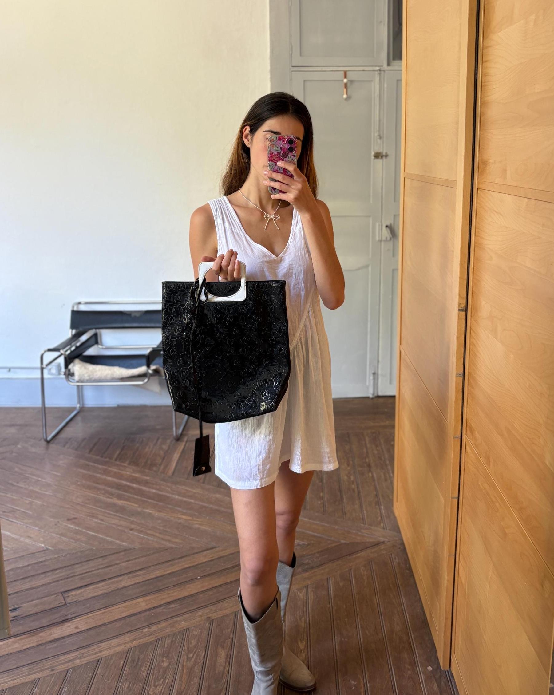 Vintage Lancôme Paris Black Patent Bag – Y2K Glossy Handbag with Cutout Handle – Statement Style – One Size