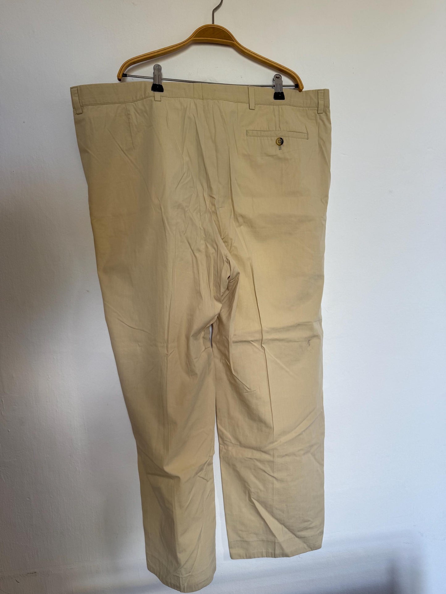 Burberry London trousers vintage beige pleated pants designer menswear UK style check lining classic smart casual size 52 EU XL