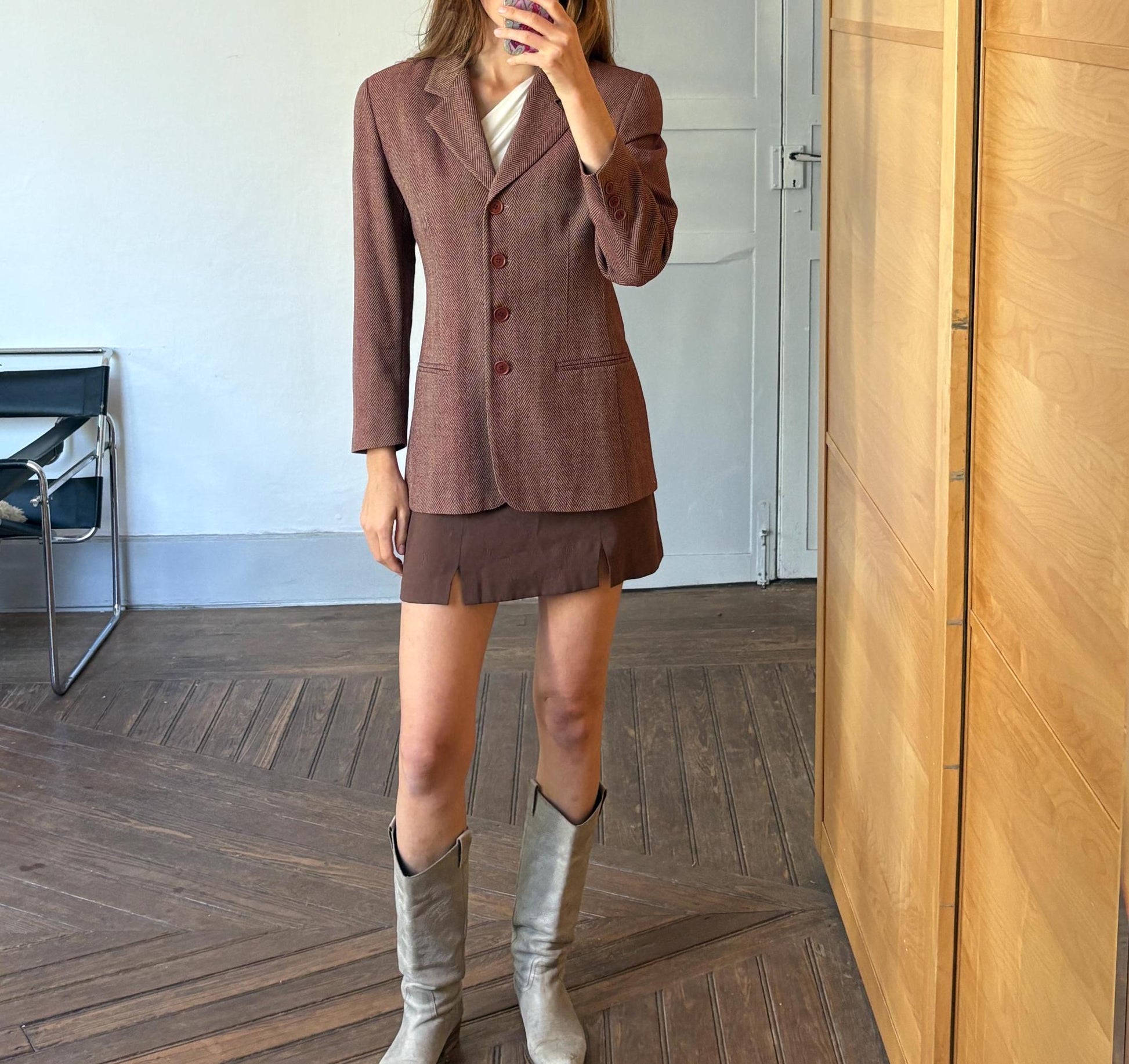 Light academia oversized jacket, Carla for El Corte Inglés, red & beige jacket, librarian outfit, Smart clothing style