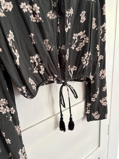 Vintage Floral Tie-Front Blouse — additional view 9