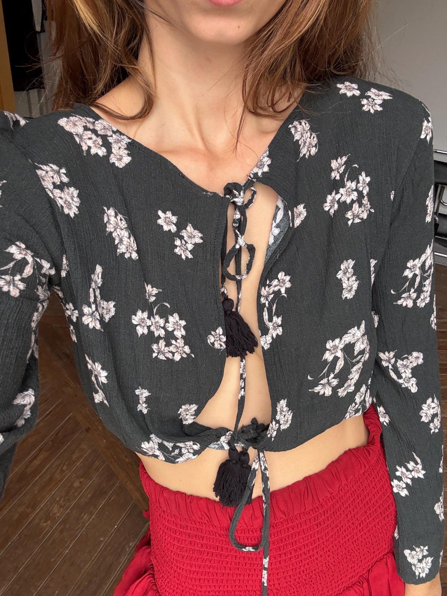 Vintage floral tie-front blouse, boho cropped top, romantic dark academia aesthetic, feminine retro long-sleeve shirt, festival fairycore