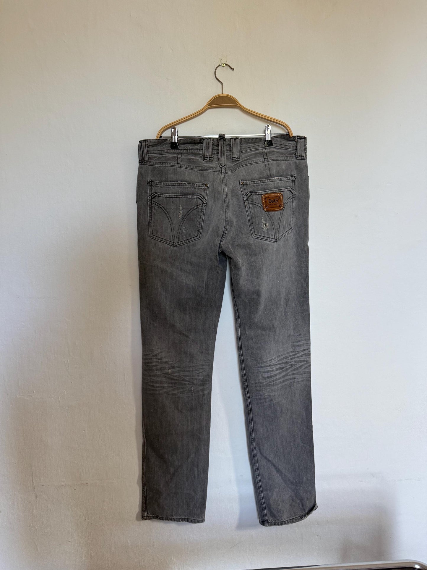 Vintage Grey D&G Jeans, 90s distressed denim wear, Size 33, Straight Leg Denim Y2K Casual Streetwear for Men