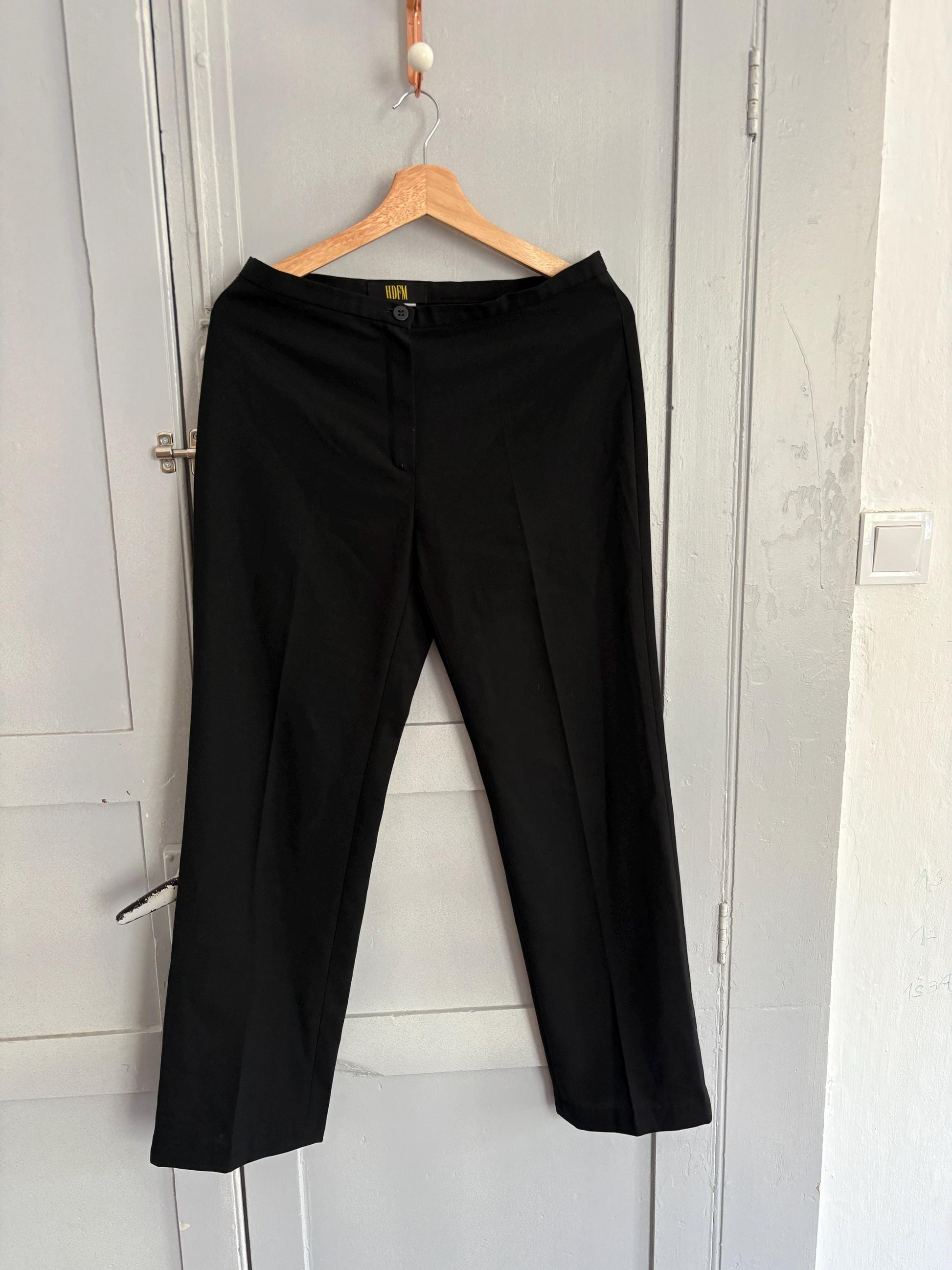 Vintage Black Wide-Leg Trousers by HDFM – Classic 90s Minimalist Officewear – High Waist Size M