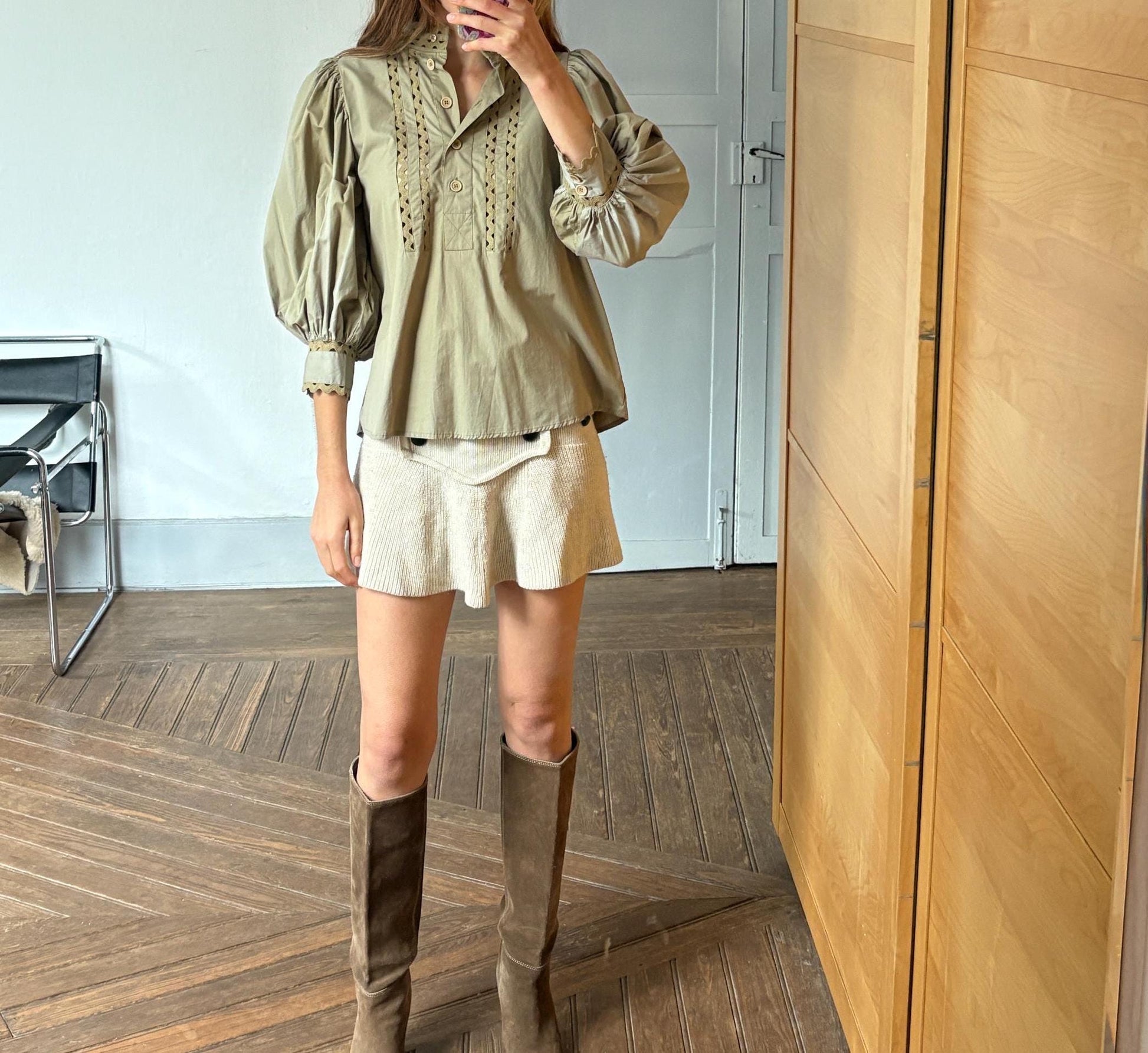 Vintage Antik Batik Statement Blouse – Romantic & Unique Design