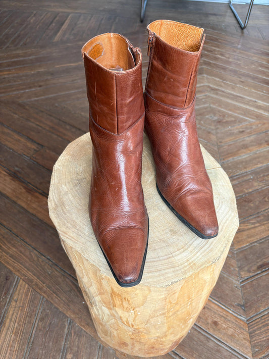 Vintage brown ankle boots pointed toe made in Spain, Size EU 41, Genuine leather heeled boots, 90s style, western chic retro booties