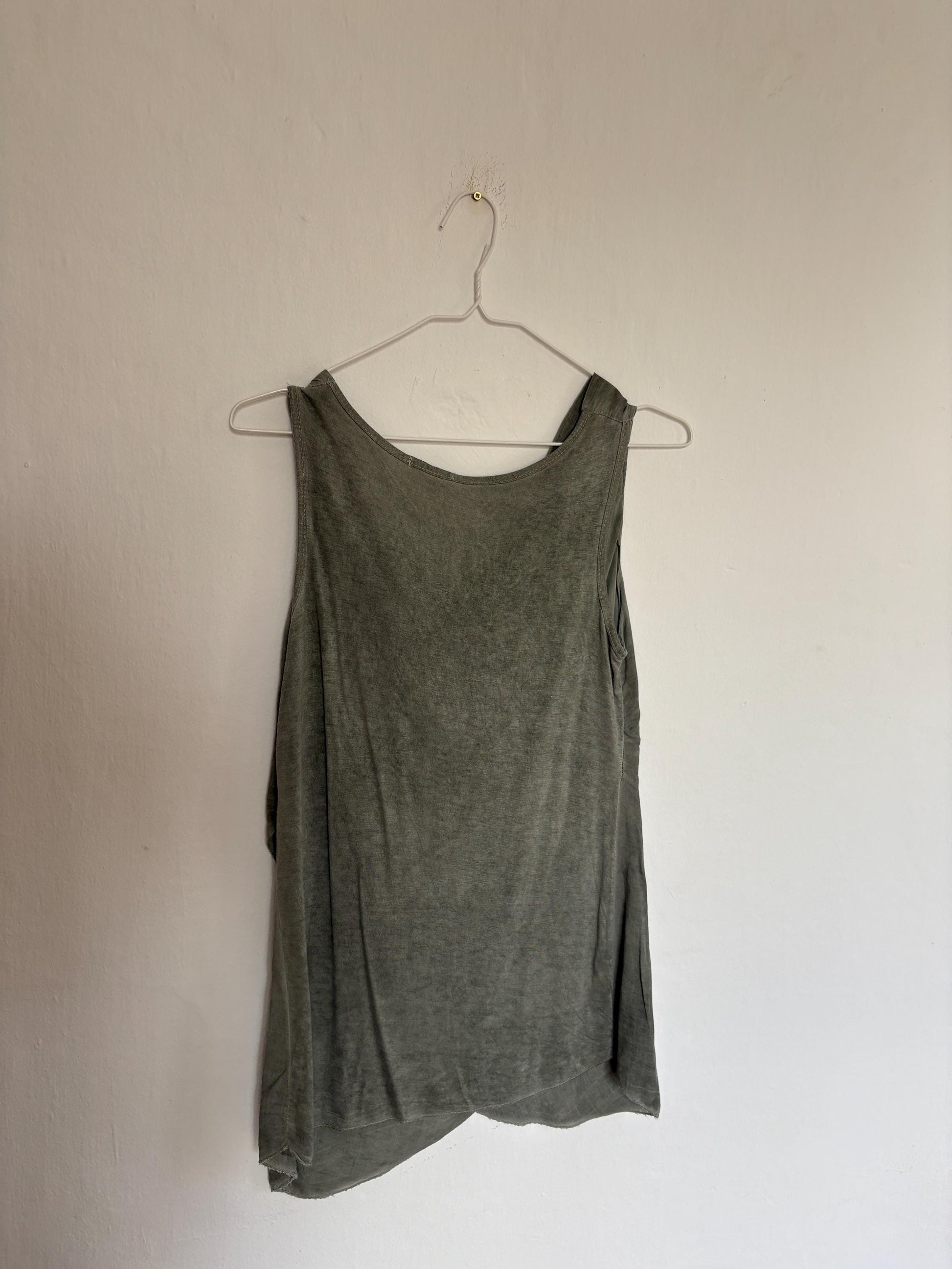 Vintage luxury made in Italy draped camisole top, Light grey elegant summer minimal camisole, Super soft shirt