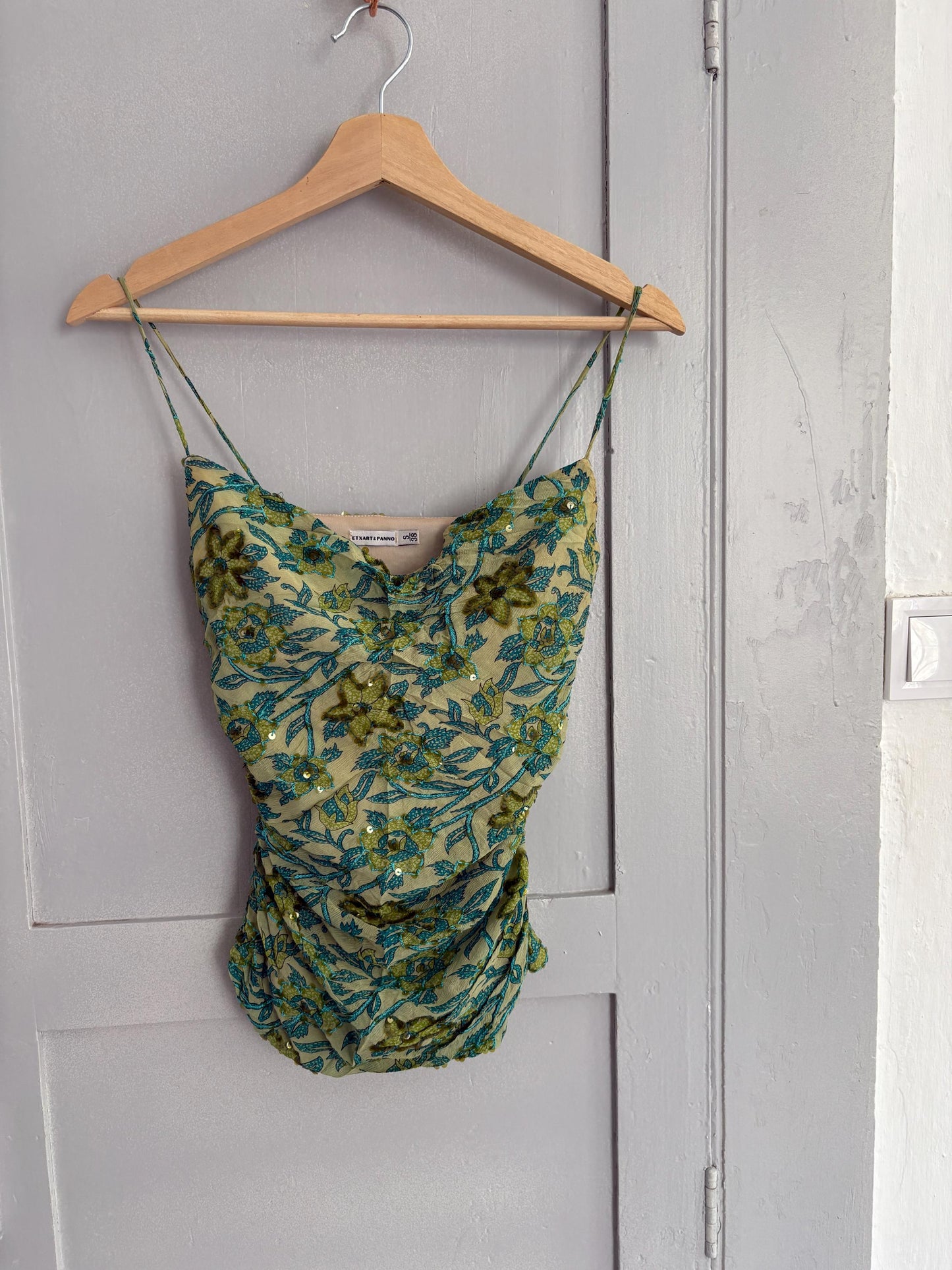 Petite Vintage Etxart & Panno 100% Silk Two Piece, Luxury Set with Sequin Floral Top and Skirt Size S - XS, Wedding guest outfit, Event wear