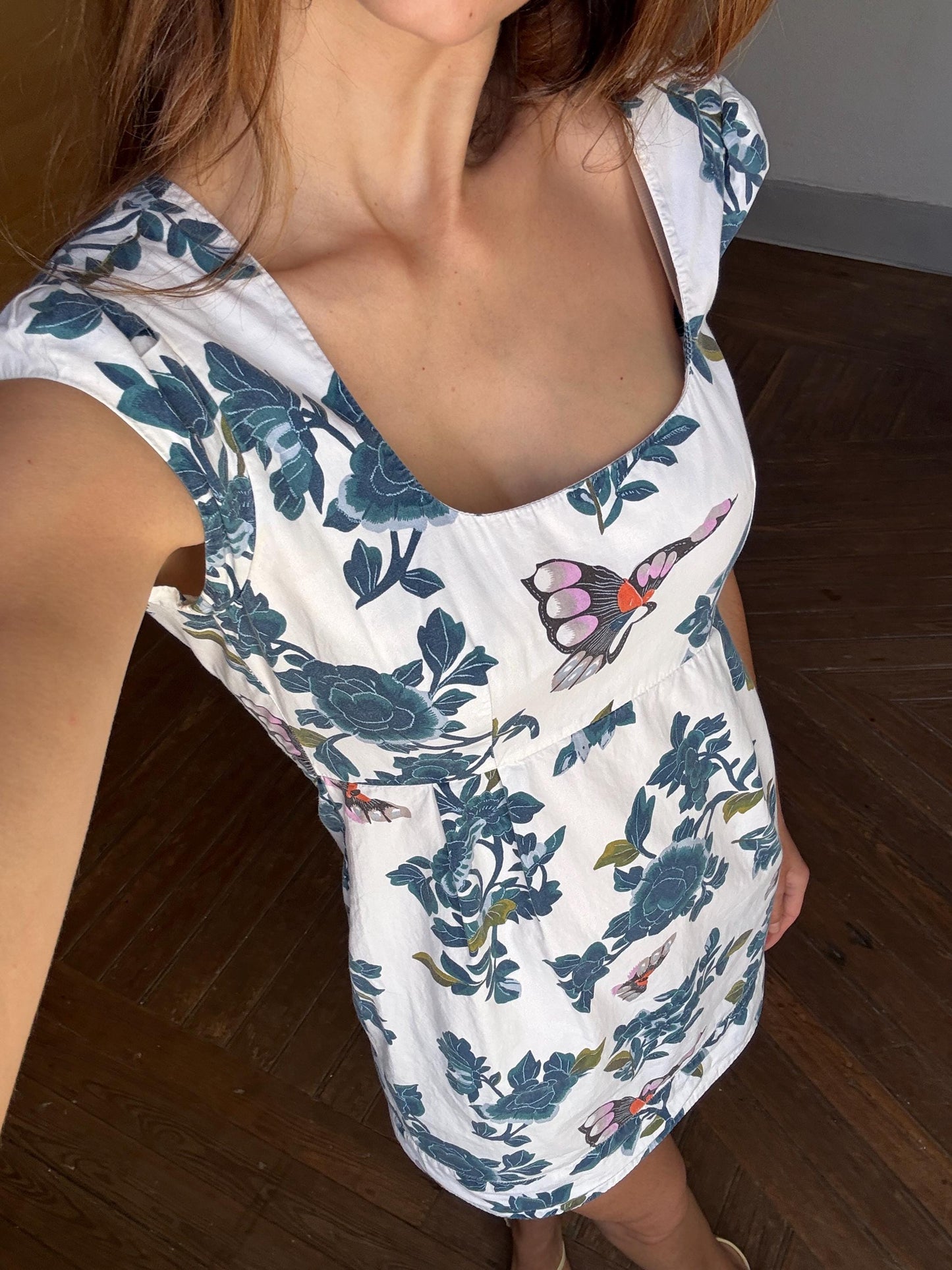 Vintage French Connection PETITE mini dress, Floral butterfly print cotton summer, Super cute and sexy mini dress with cap sleeve, Size UK 8