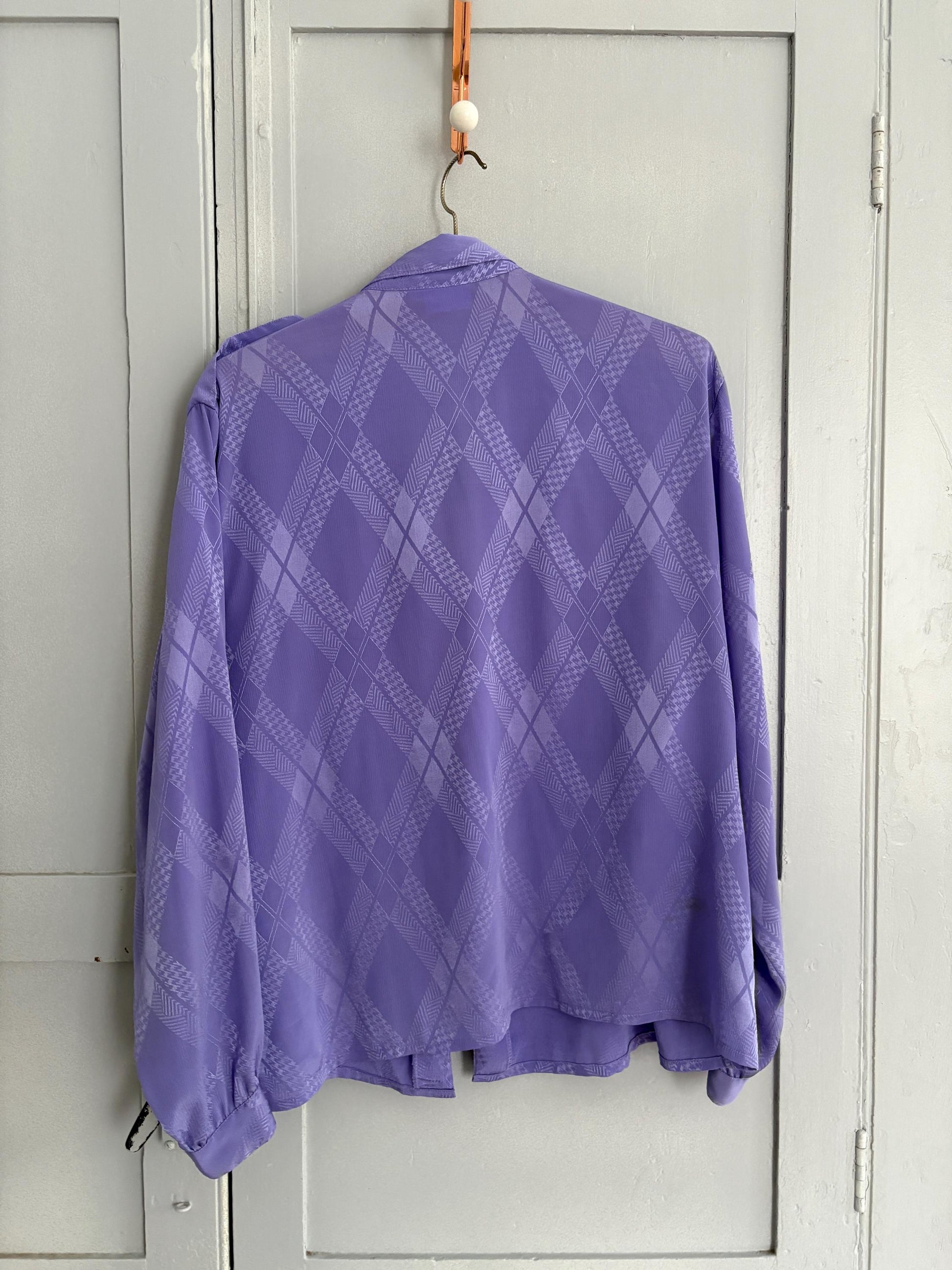 Vintage Satin-Like Purple Button-Down Shirt – Y2K Oversized & Elegant