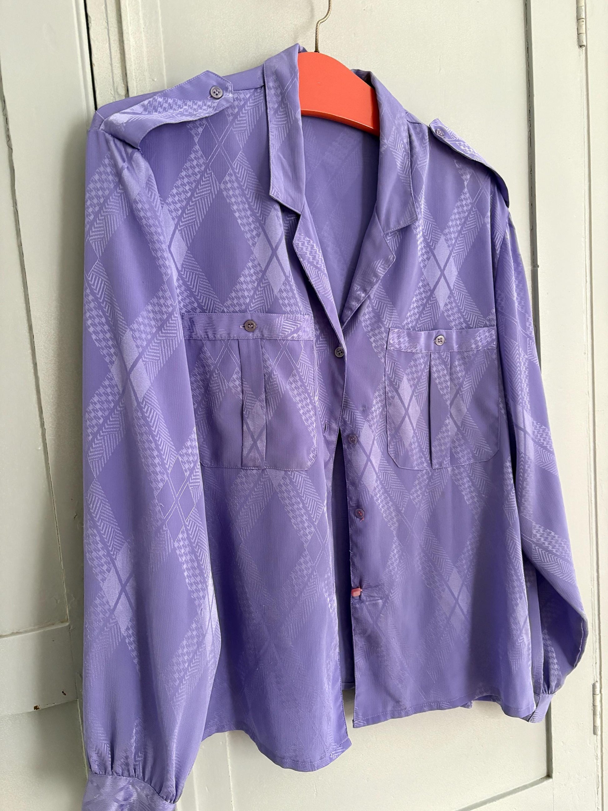 Vintage Satin-Like Purple Button-Down Shirt – Y2K Oversized & Elegant