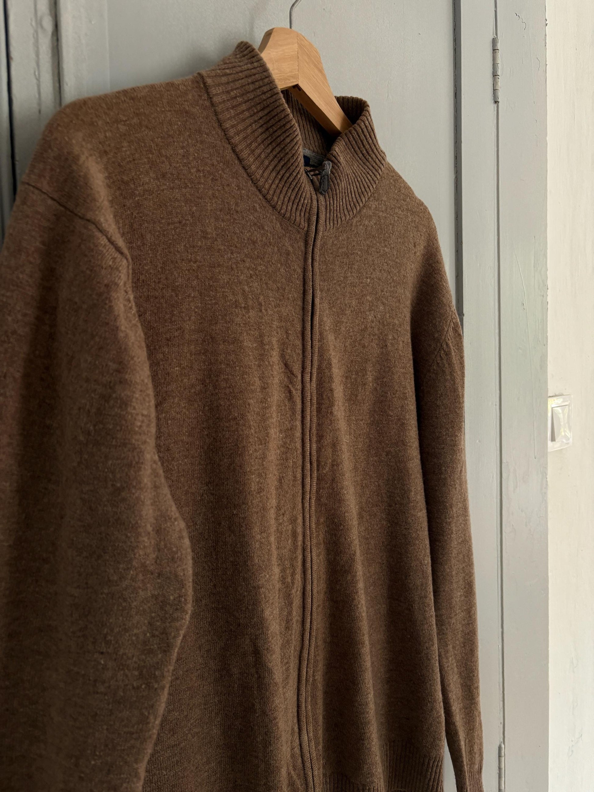 Vintage 100% Lambswool Zip-Up Cardigan – Soft & Timeless