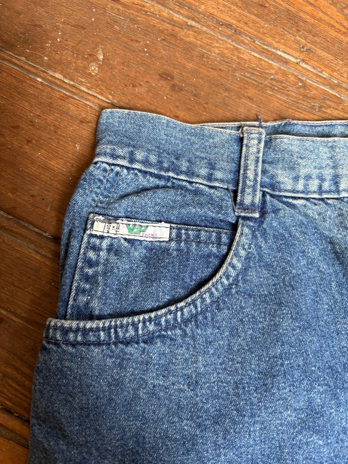 Vintage Denim Mini Skirt Made in Italy VIP Jeans Size 42 – Sexy & Stylish Y2K Aesthetic, Size S.