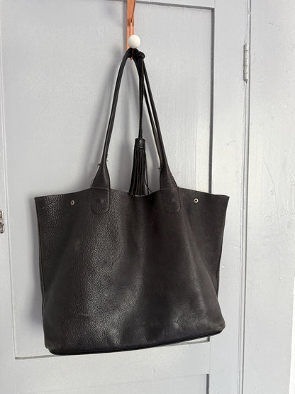 Black Leather Minimalist Luxe Diaper Bag — additional view 9