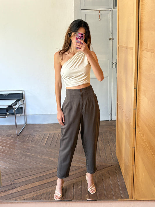 Vintage Minx by Eva Lutz Brown High Waisted Trousers – Cupro Silk Blend Tailored Pants Made in Germany – Relaxed Fit Workwear (EU 38)
