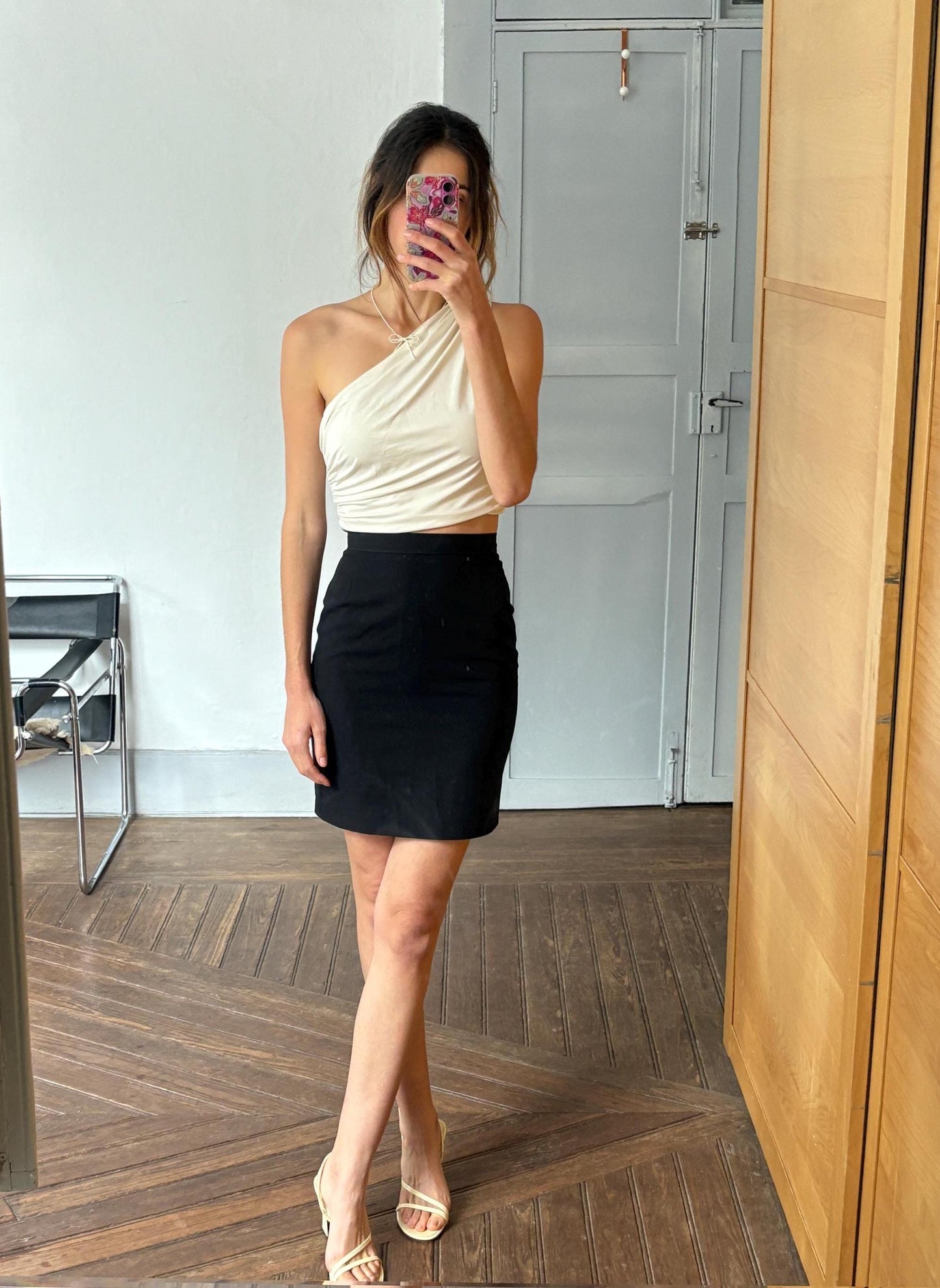 Vintage Black Mini Pencil Skirt by Sportstaff Made in Italy – Elegant Tailored Fit with Back Slit, Size XS - S