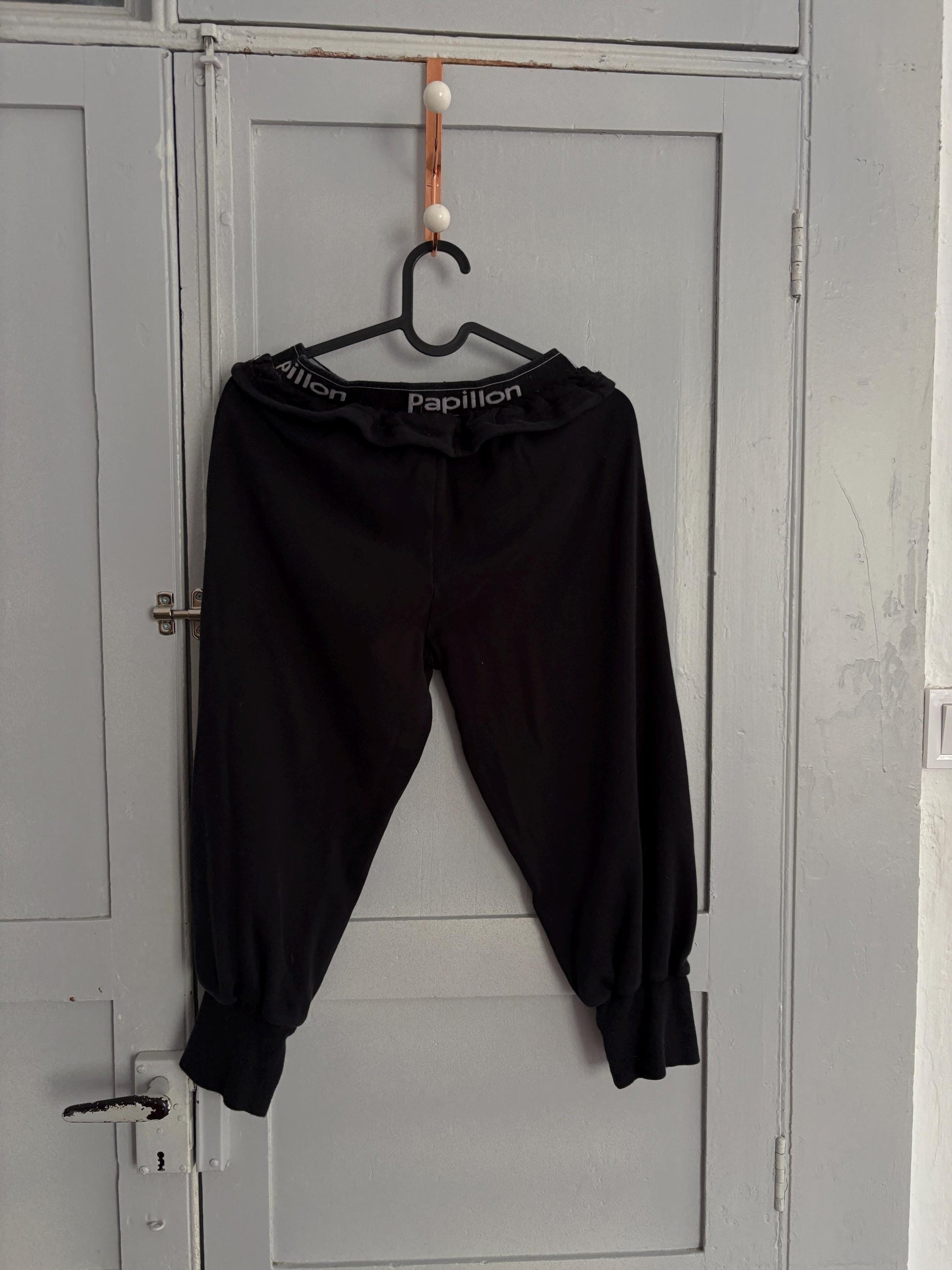 Vintage Papillon Black Dance Pants – Ballet-Inspired Comfort with Sporty Edge, S