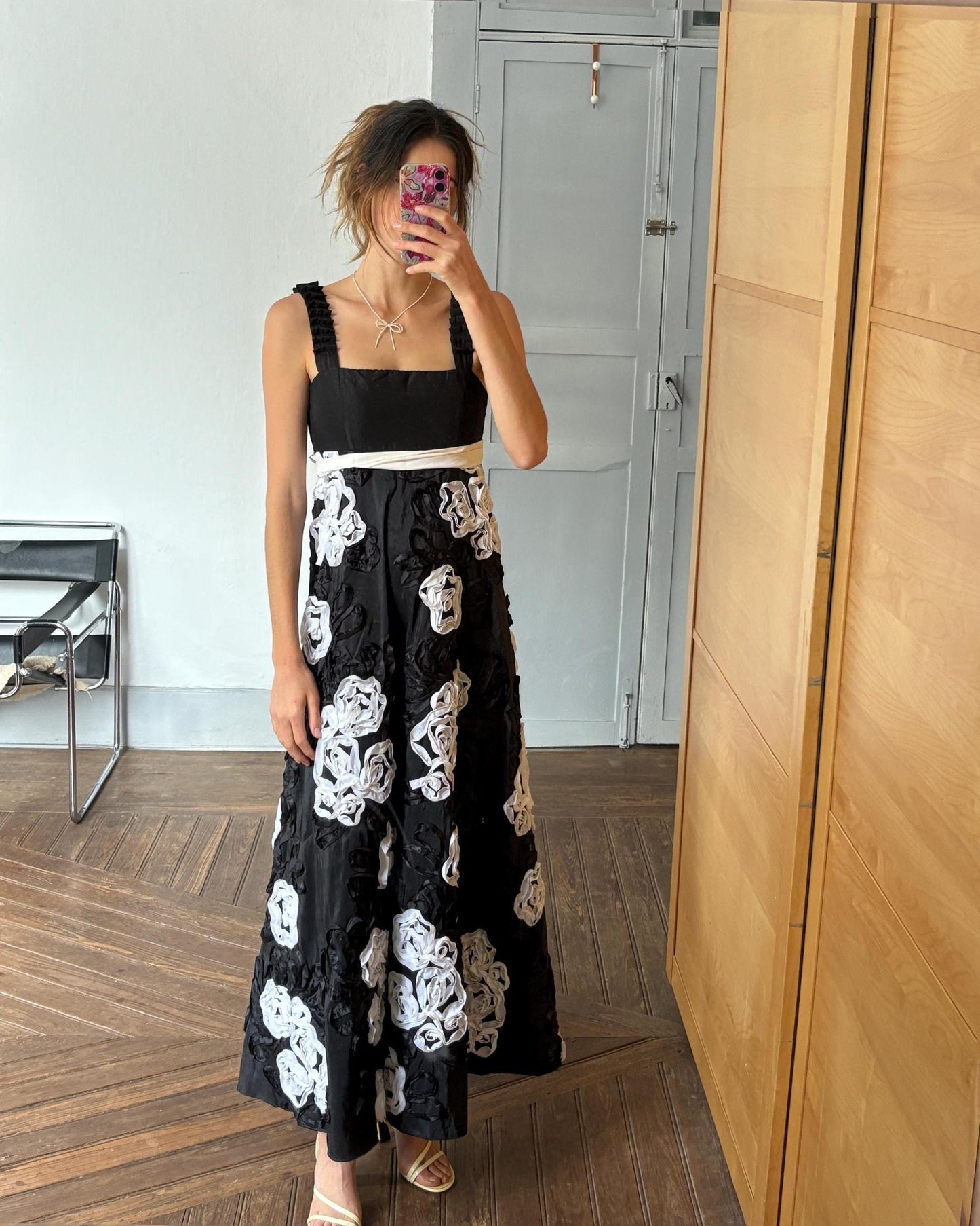 Vintage Black & White 3D Floral Evening Gown – Romantic Statement Maxi Dress with Elegant Neckline