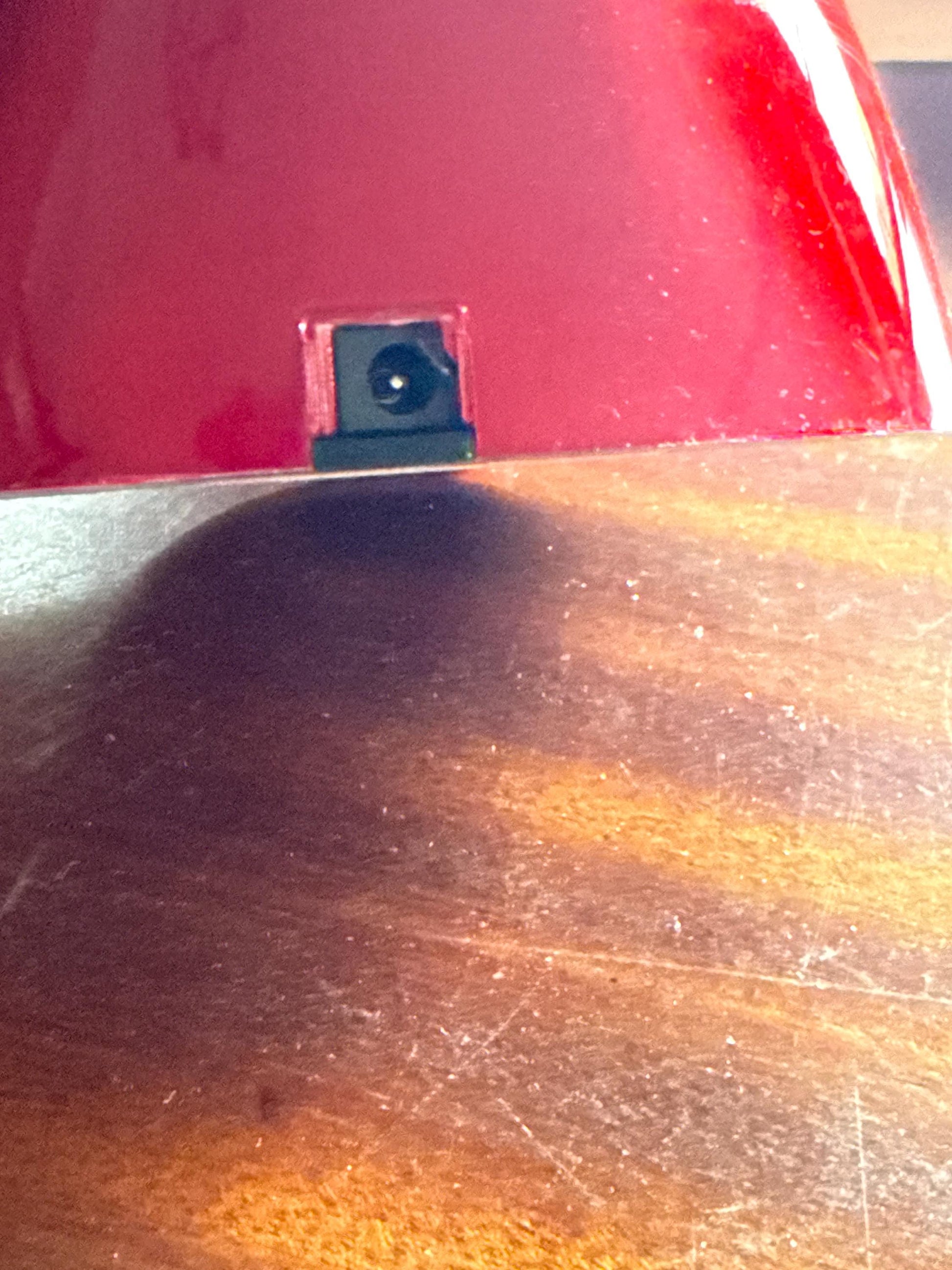 Sculptural red wavy table lamp with flexible neck, touch switch, modern space-age vibe, bold statement lighting, sturdy vintage build