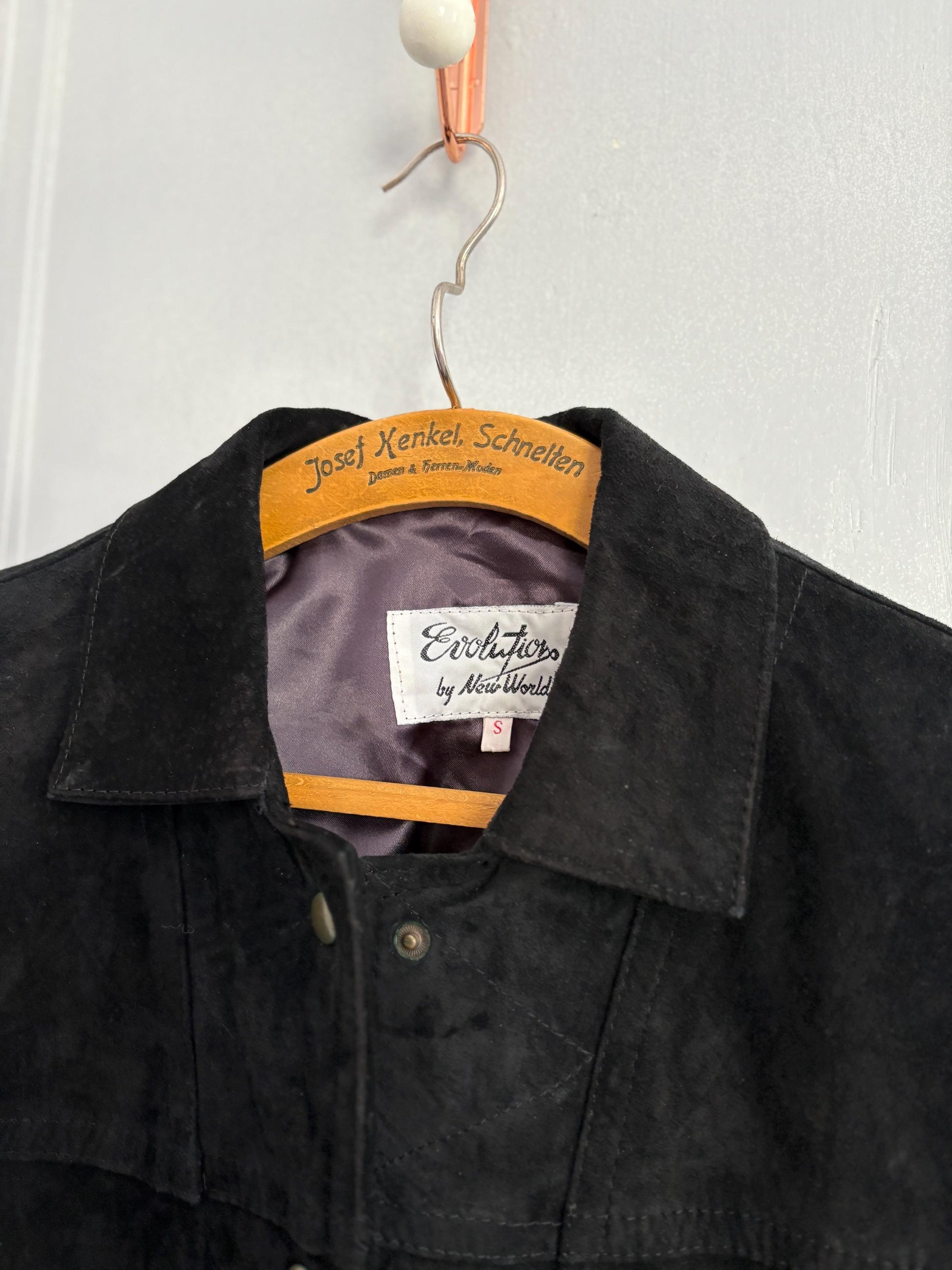 Vintage black suede leather jacket by Evolutions by New World, Pig leather high quality secondhand woman coat, Luxury size S
