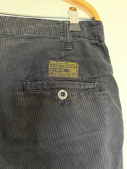 Vintage Black Cargo Trousers — additional view 10