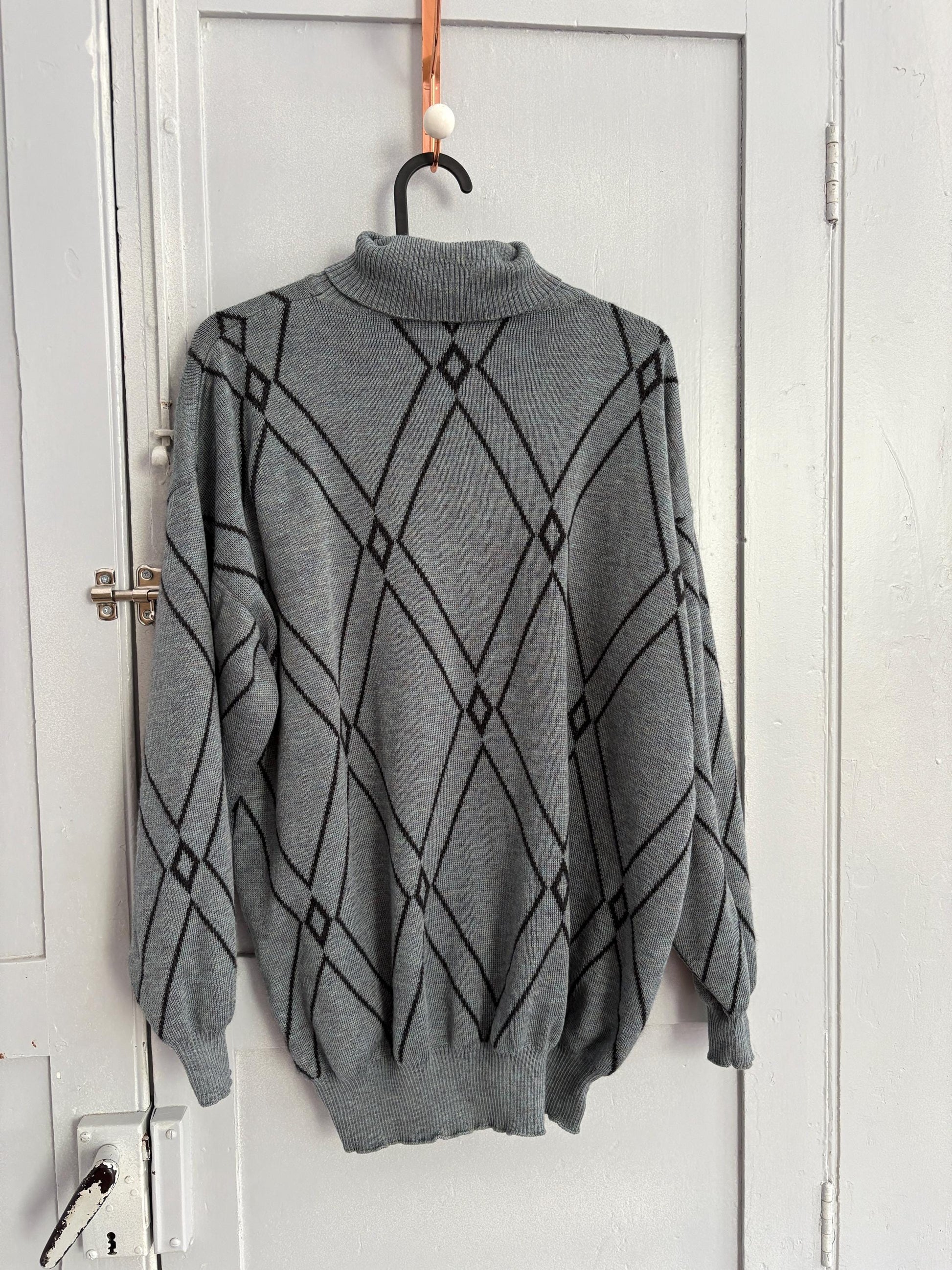 MERINO wool & ANGORA turtleneck sweater, Vintage jumper made in italy, Unisex oversized knit jersey, 80s diamond pattern shirt