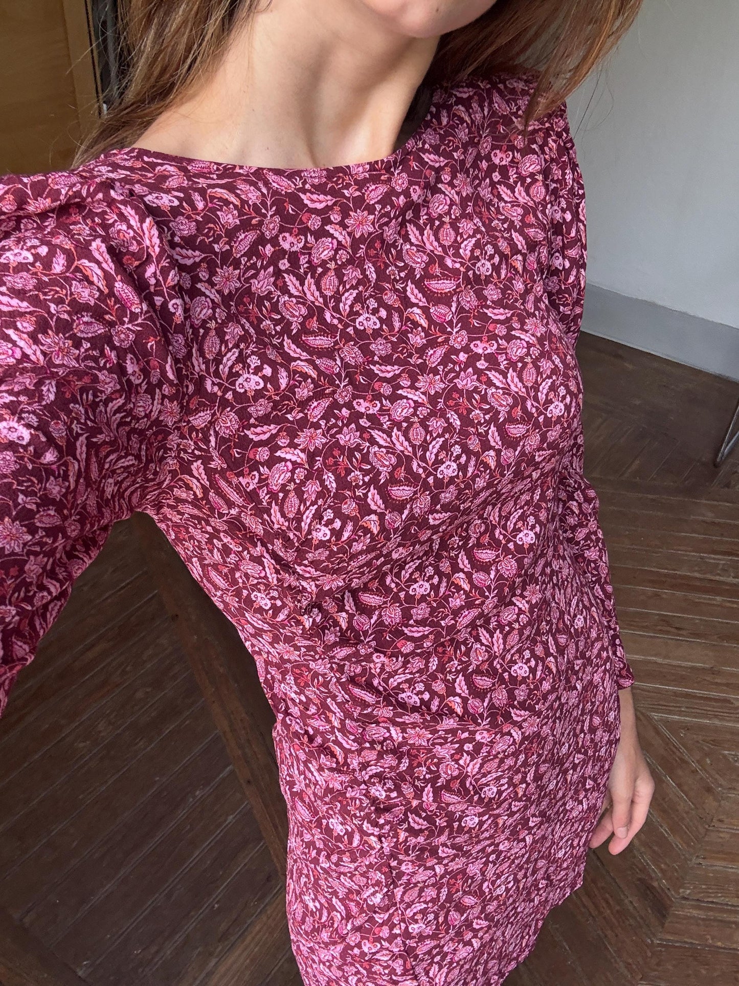 Vintage floral mini dress, Ruched long sleeve bodycon, stylish feminine aesthetic short summer outfit